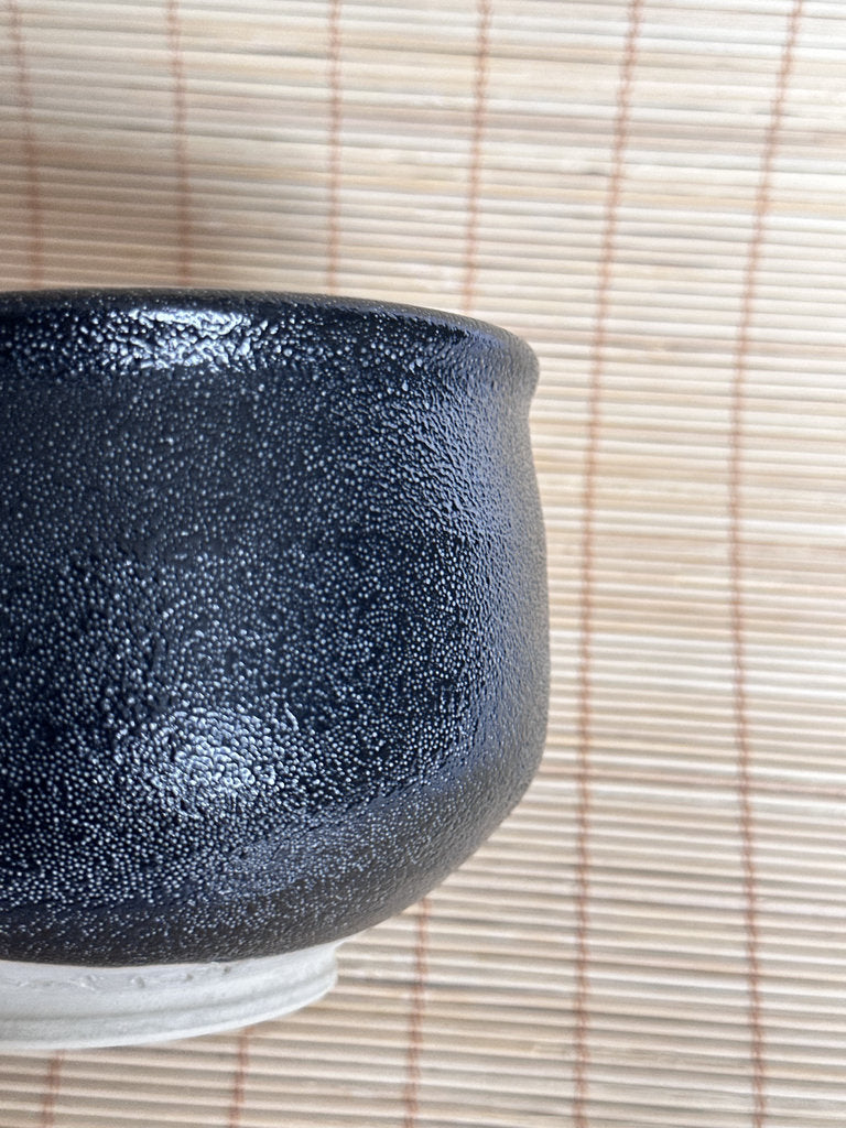 Tanzaku Chawan | Kenzan-Style | Iron-Star Black & Waka Poem White Panel | Kyō-yaki