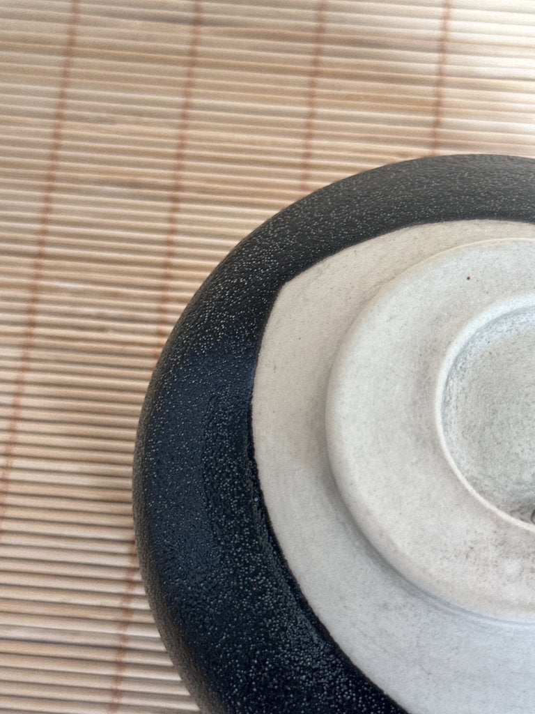 Tanzaku Chawan | Kenzan-Style | Iron-Star Black & Waka Poem White Panel | Kyō-yaki