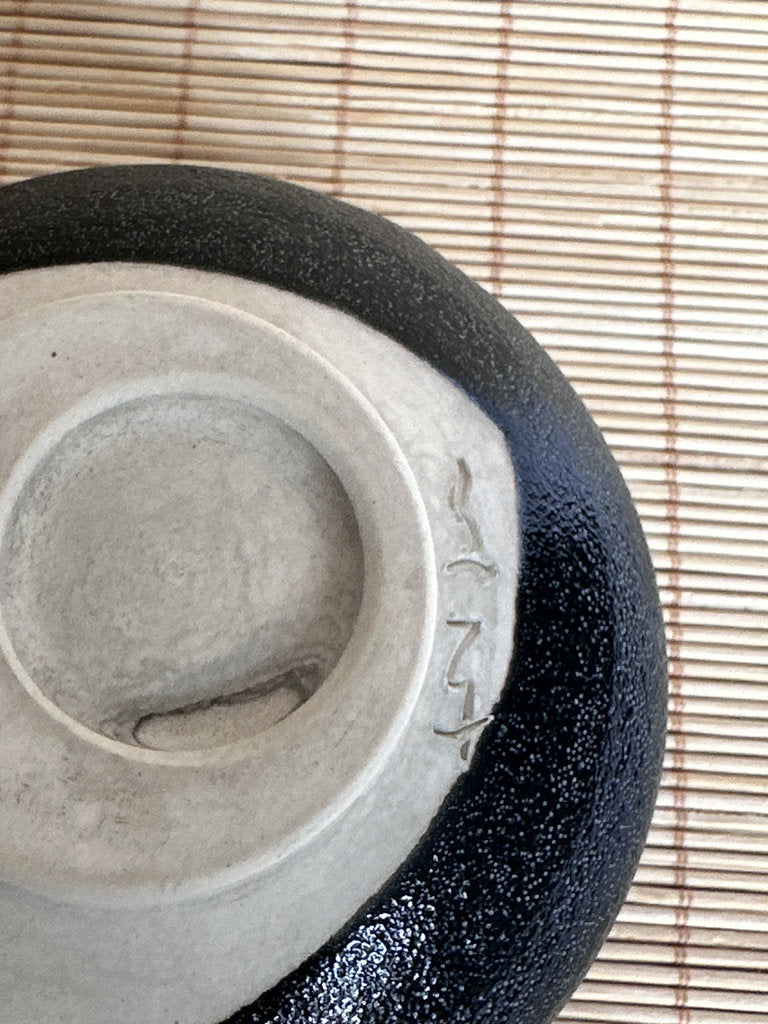 Tanzaku Chawan | Kenzan-Style | Iron-Star Black & Waka Poem White Panel | Kyō-yaki