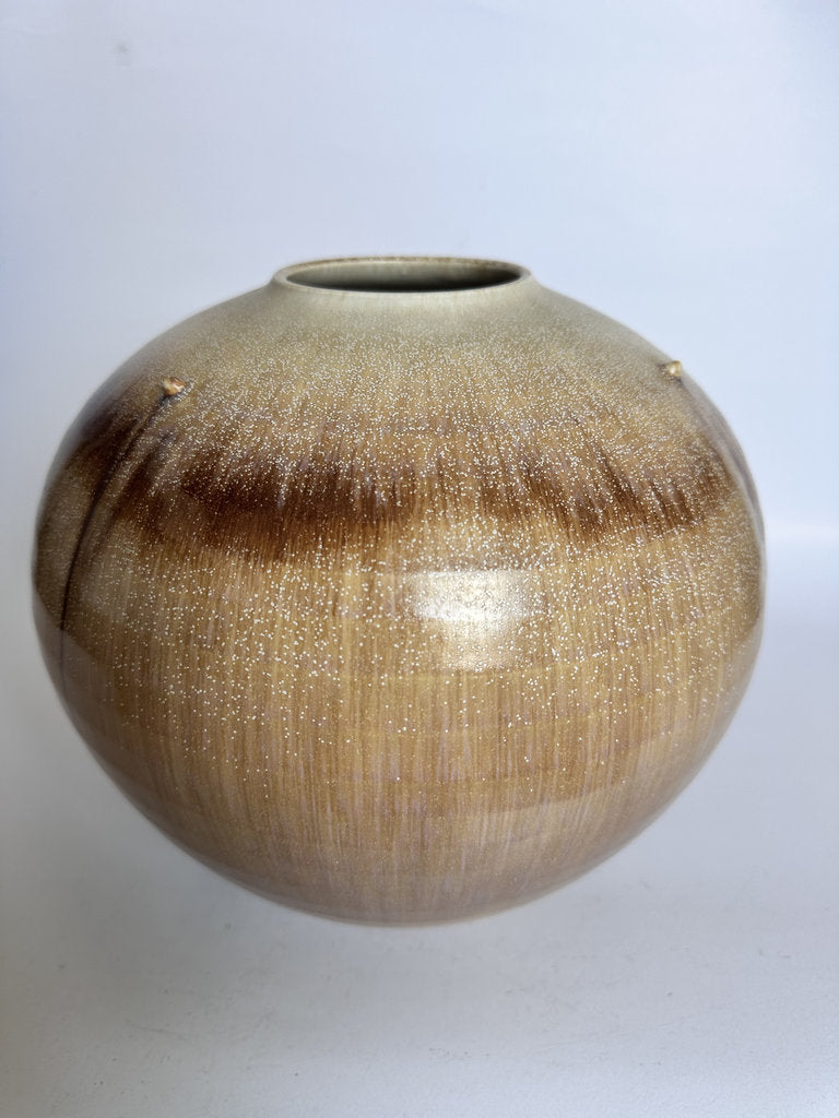 Japanese Studio Stoneware Tsubo — Nuka Ash Glaze, Showa Era