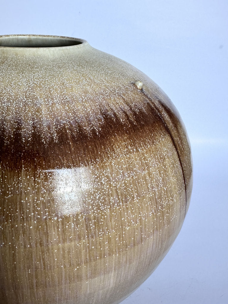 Japanese Studio Stoneware Tsubo — Nuka Ash Glaze, Showa Era
