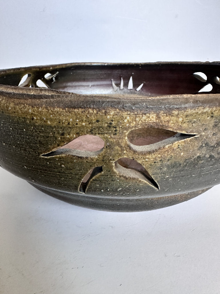 Bizen-yaki Sukashibori Hanaire — Shouzan-gama, Goma & Botamochi
