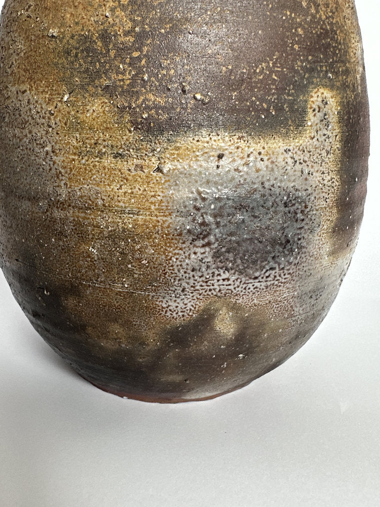 Bizen Yaki Hanaire Vase | Showa Period | Natural Hi-iro Goma Sangiri Anagama Fire