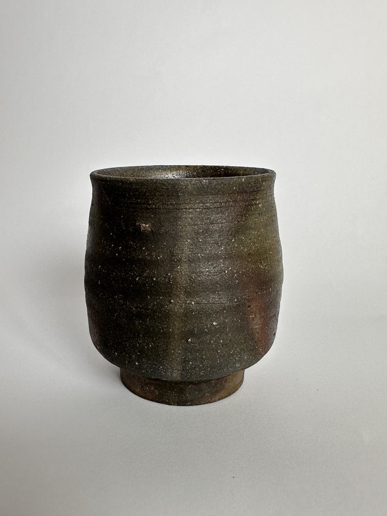 Bizen Yaki Yunomi Tea Cup | Showa Period | Hi-iro Goma & Interior Shizen-yu Glaze