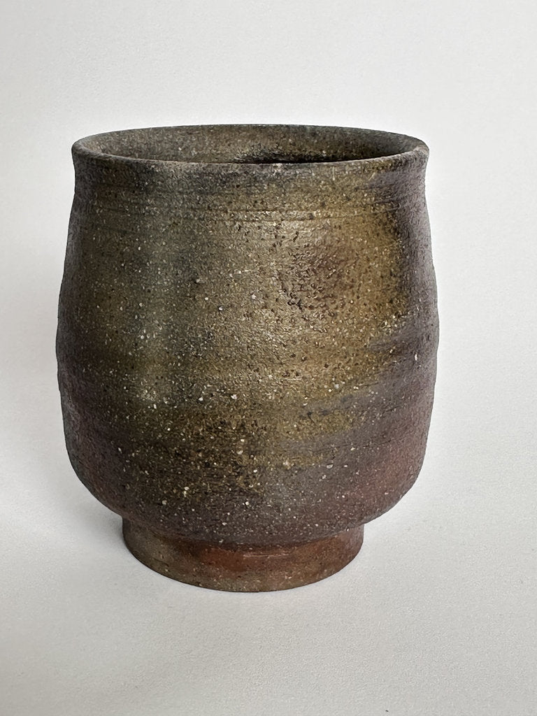 Bizen Yaki Yunomi Tea Cup | Showa Period | Hi-iro Goma & Interior Shizen-yu Glaze