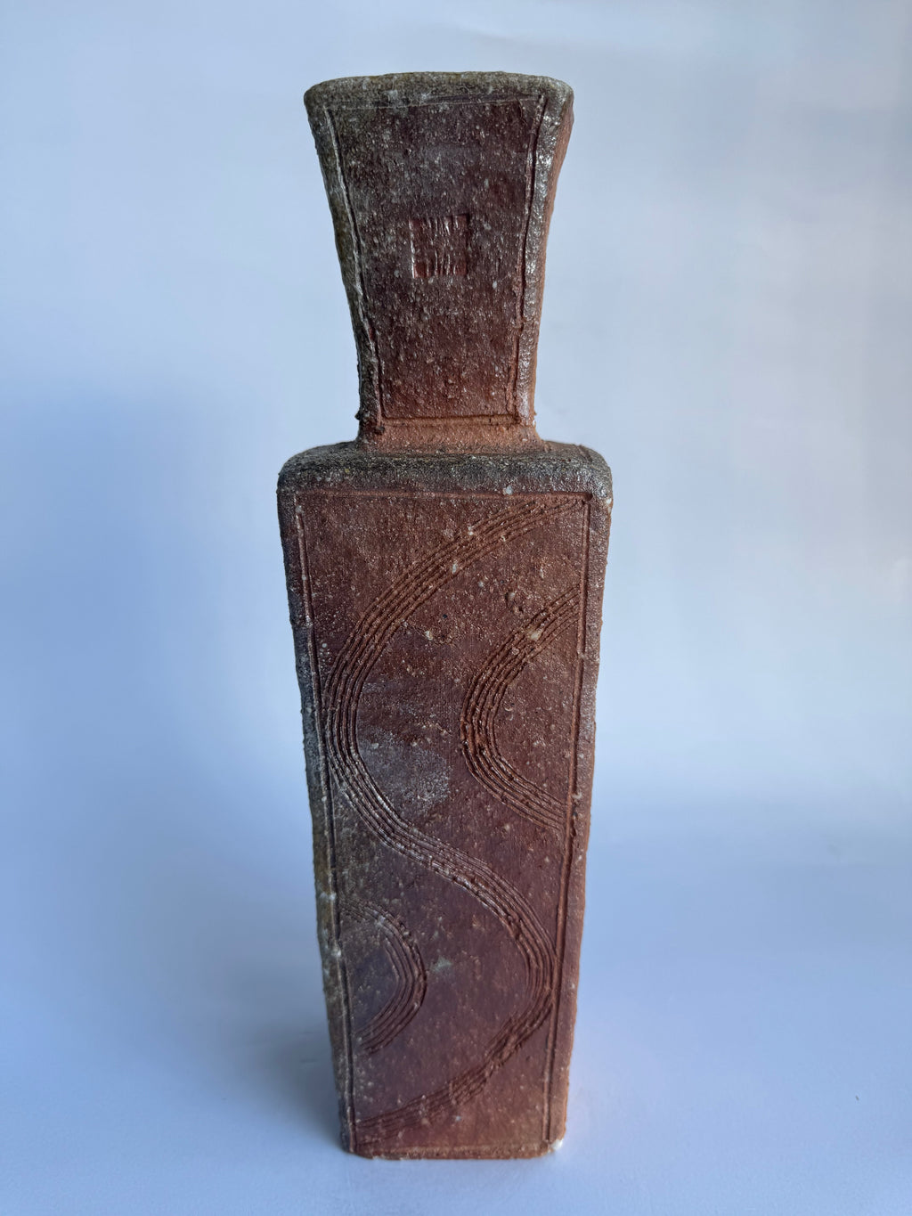 Bizen Ware Square Vase – Rustic Stone-Body Japanese Ceramic