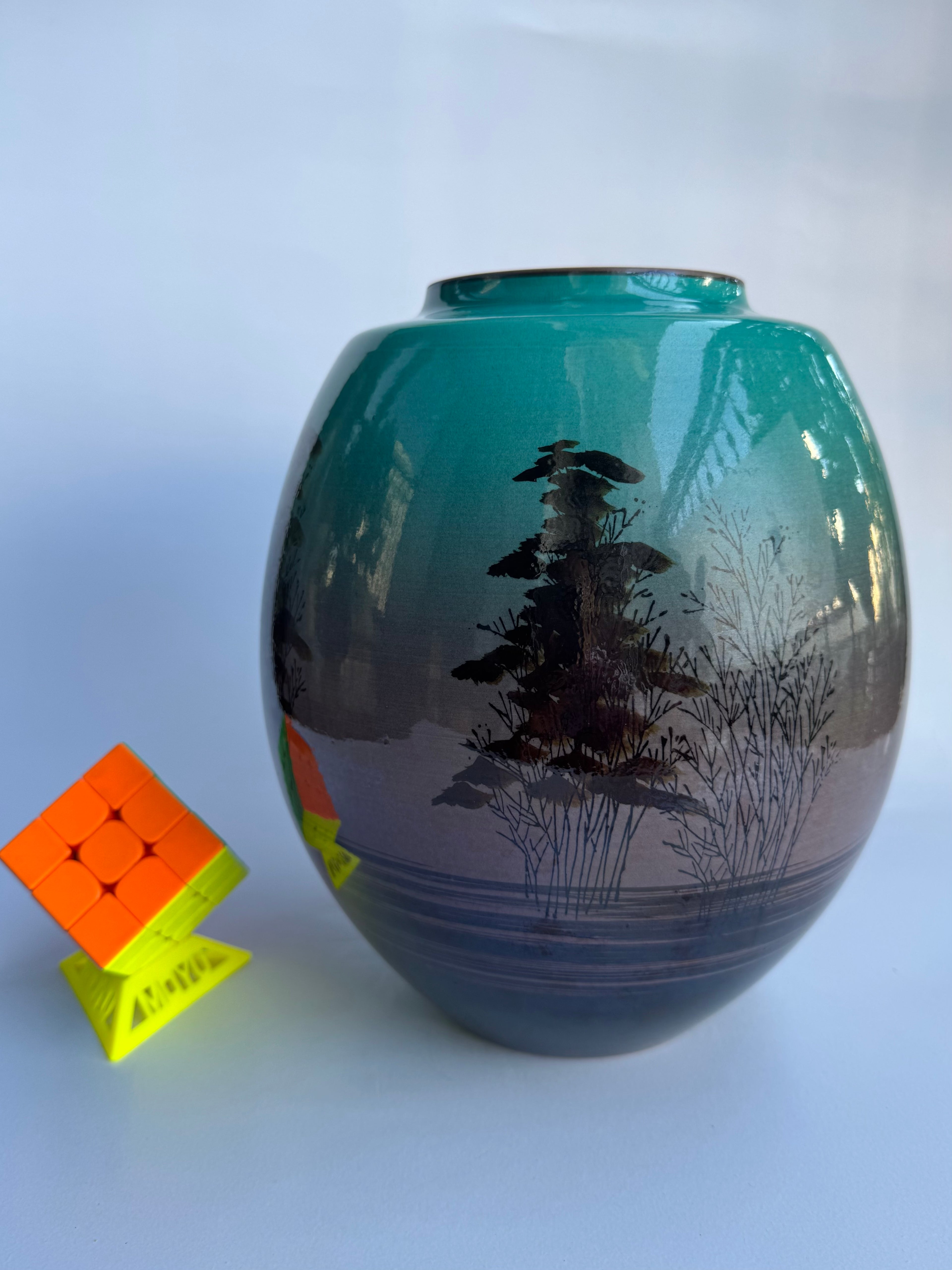 Kutani Vase – Green-Purple Glaze with Hand-Painted Landscape | Vintage Japanese Art Pottery