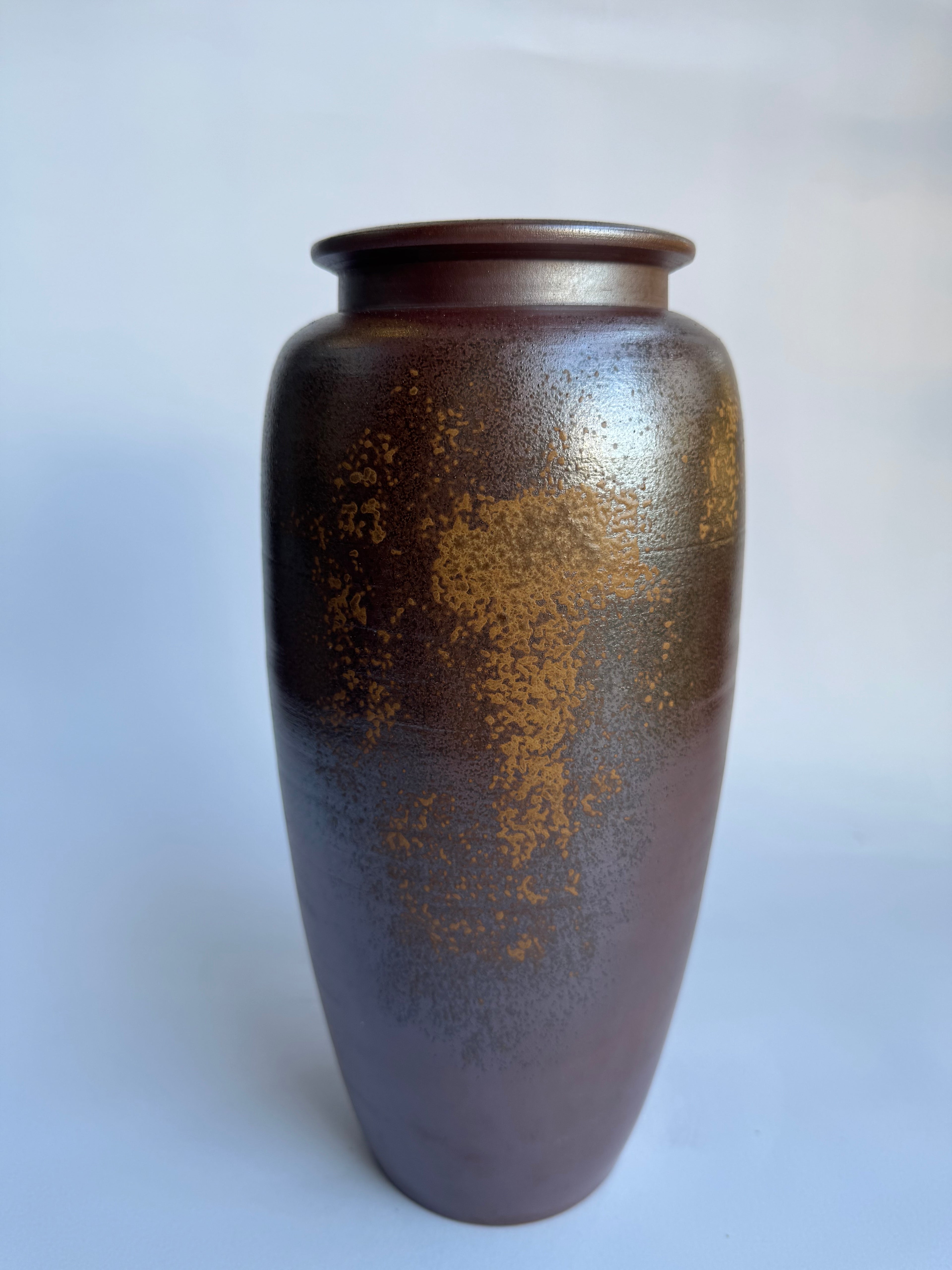 Bizen Pottery Tall Vase with Natural Goma Fire Marks | Vintage Japanese Art