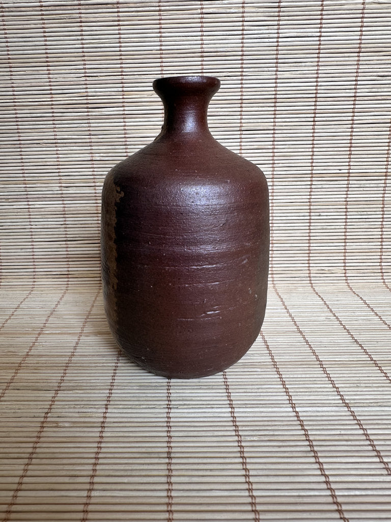 Japanese Bizen Ware Tokkuri Sake Bottle | Wood-Fired Yakishime | Hi-iro Fire Color | Wabi-Sabi | Small Sake Vessel