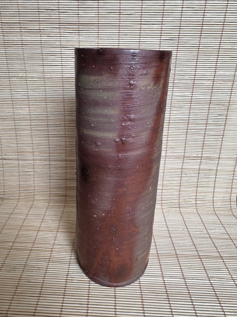Japanese Bizen Ware Ikebana Vase | Hidasuki Scarlet Cord | Cylinder Hanaire | Goma Fire Marks | Wood-Fired Yakishime | Wabi-Sabi Flower Vase