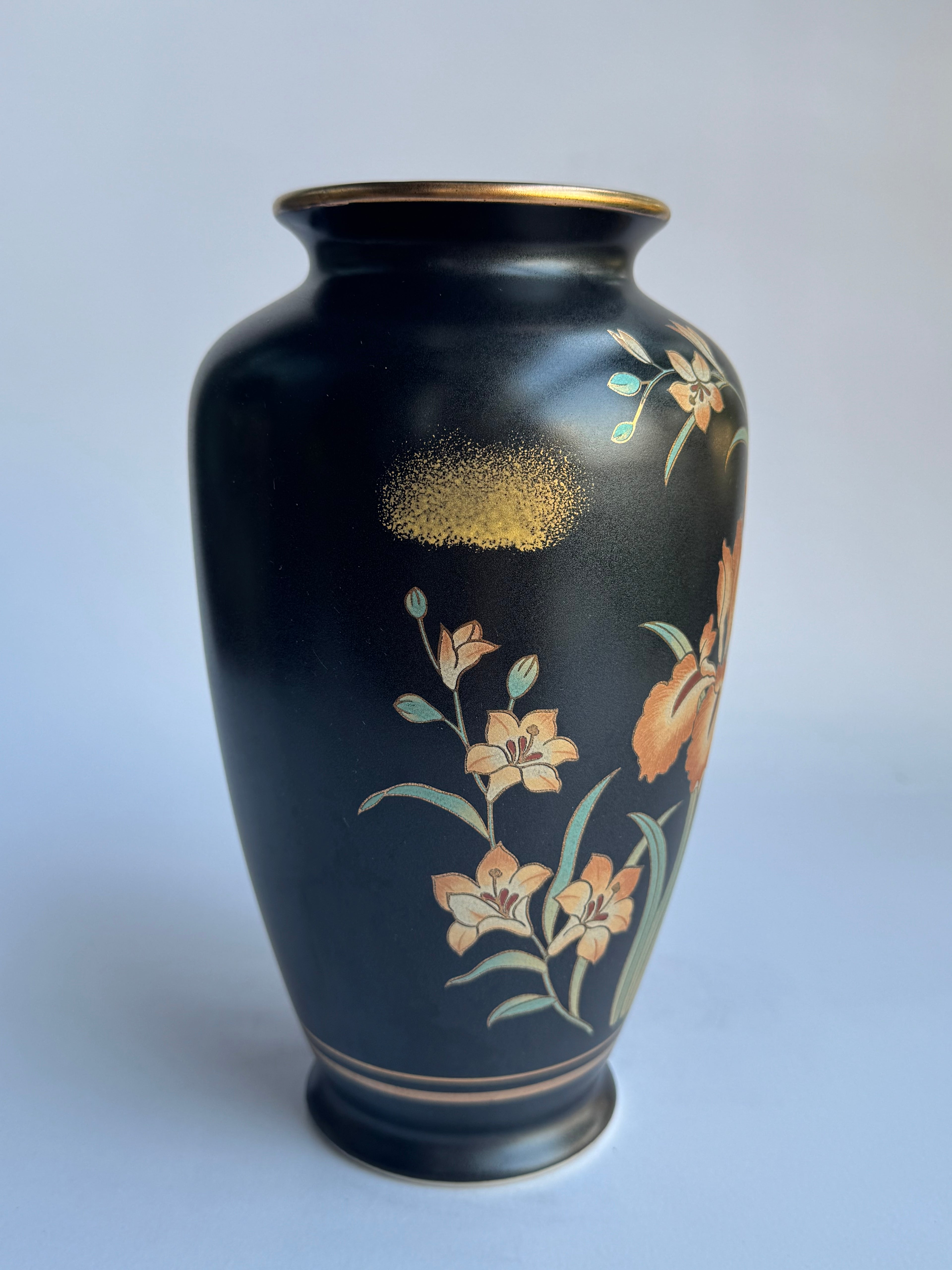 Vintage Kutani Vase . Charcoal Glaze with Gold Iris Flowers – Japanese Hand-Painted Art Pottery