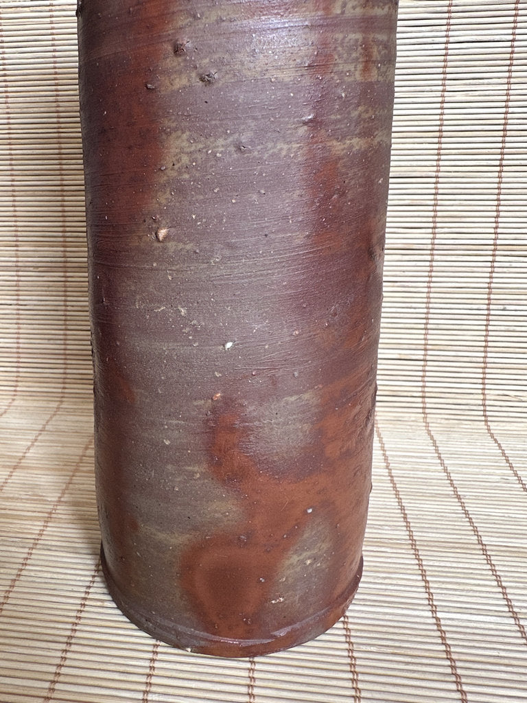Japanese Bizen Ware Ikebana Vase | Hidasuki Scarlet Cord | Cylinder Hanaire | Goma Fire Marks | Wood-Fired Yakishime | Wabi-Sabi Flower Vase
