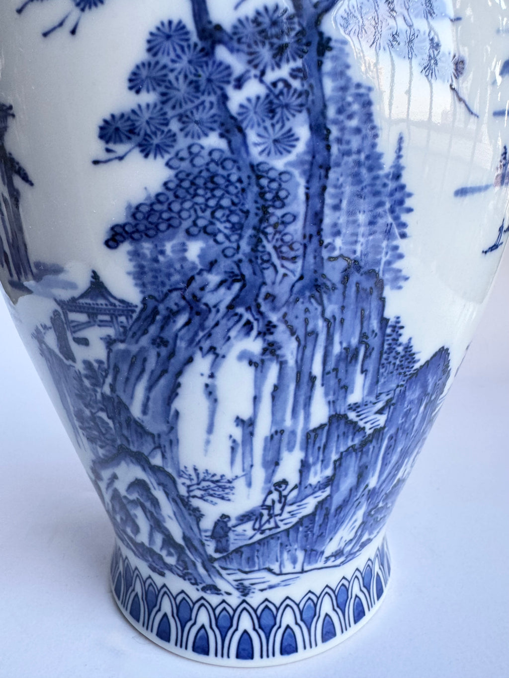 Arita Blue-and-White Landscape Vase . Hand-Painted Japanese Porcelain