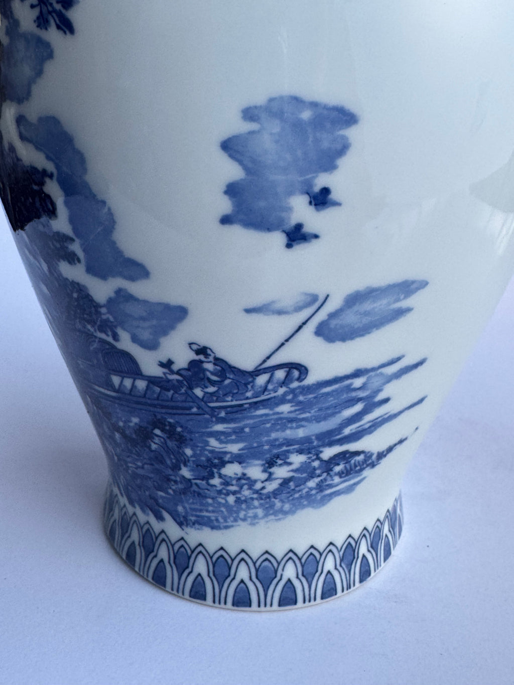 Arita Blue & White Landscape Vase – Hand-Painted Japanese Porcelain (Tall Scenic Mountain Design)