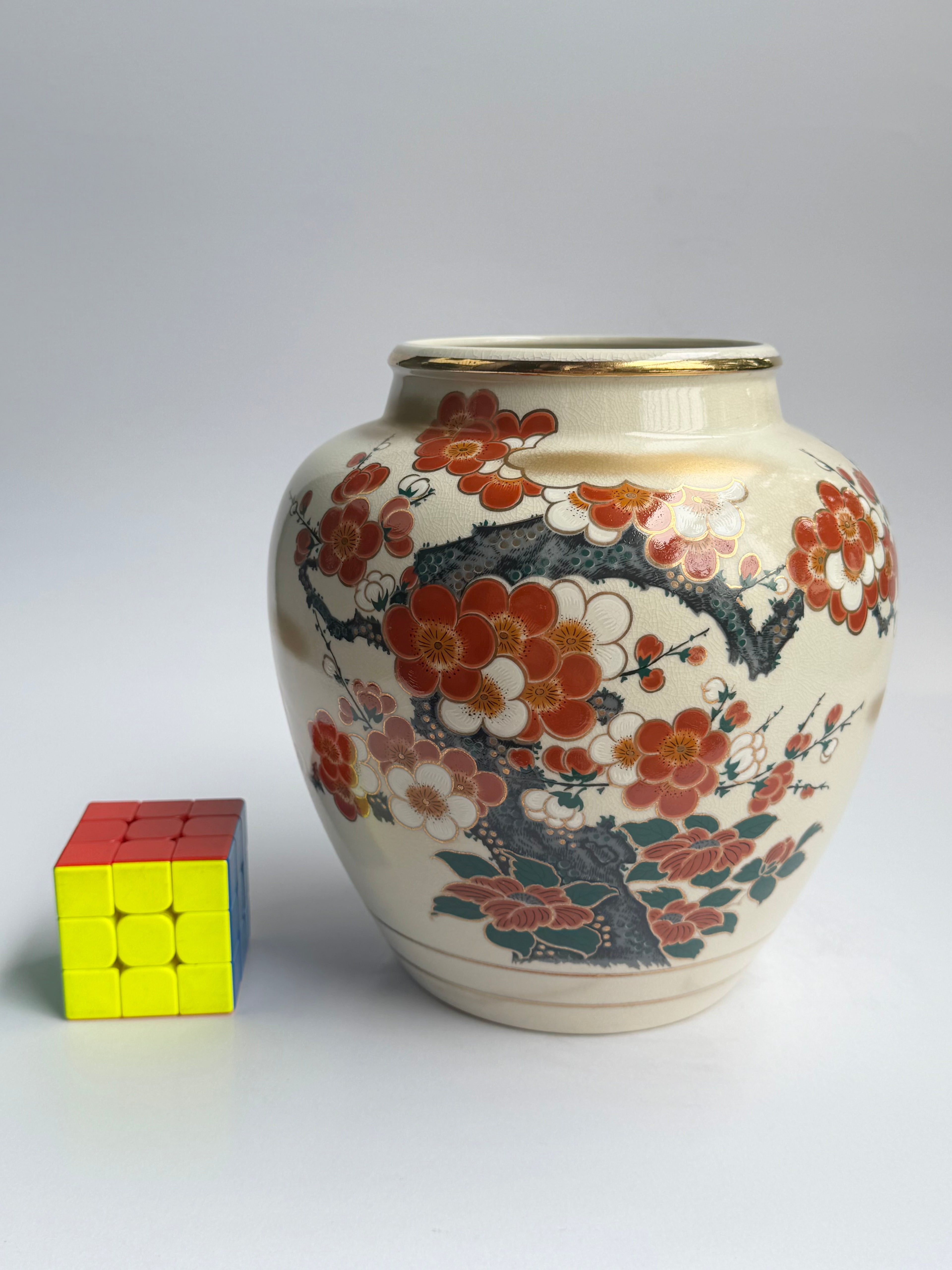 Vintage Kutani Vase with Red Plum Blossoms - Hand-Painted Japanese Porcelain