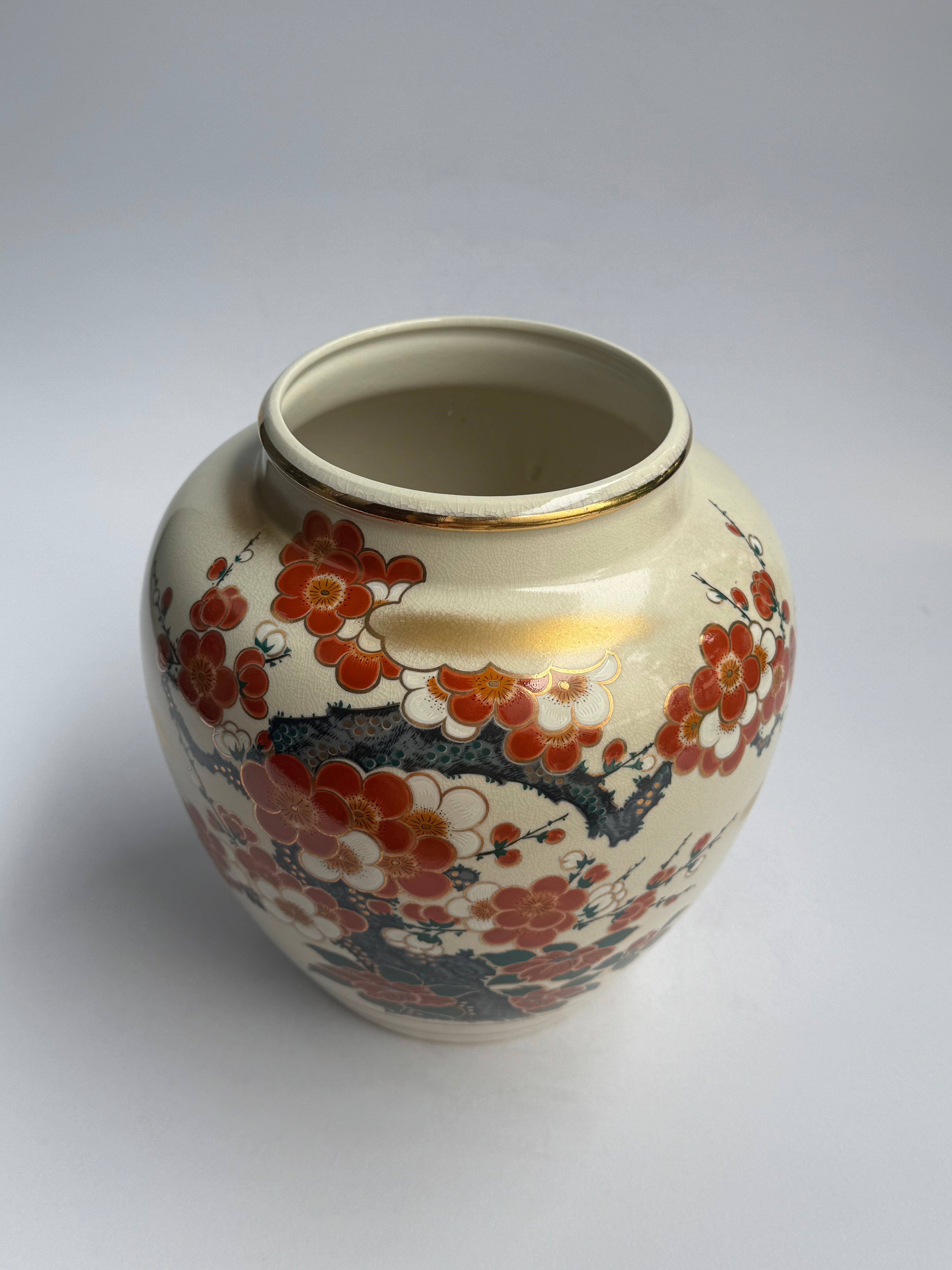 Vintage Kutani Vase with Red Plum Blossoms - Hand-Painted Japanese Porcelain