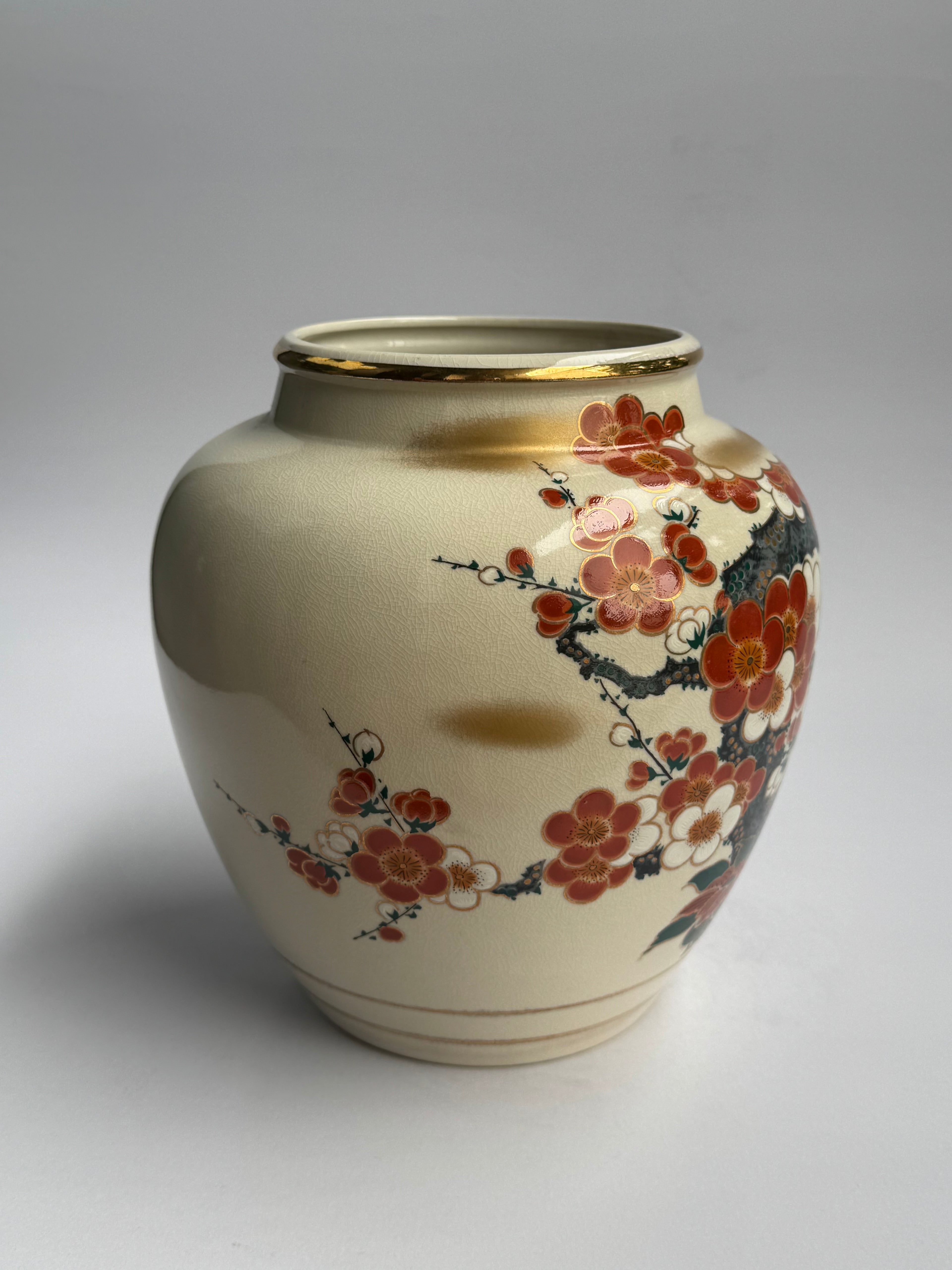 Vintage Kutani Vase with Red Plum Blossoms - Hand-Painted Japanese Porcelain