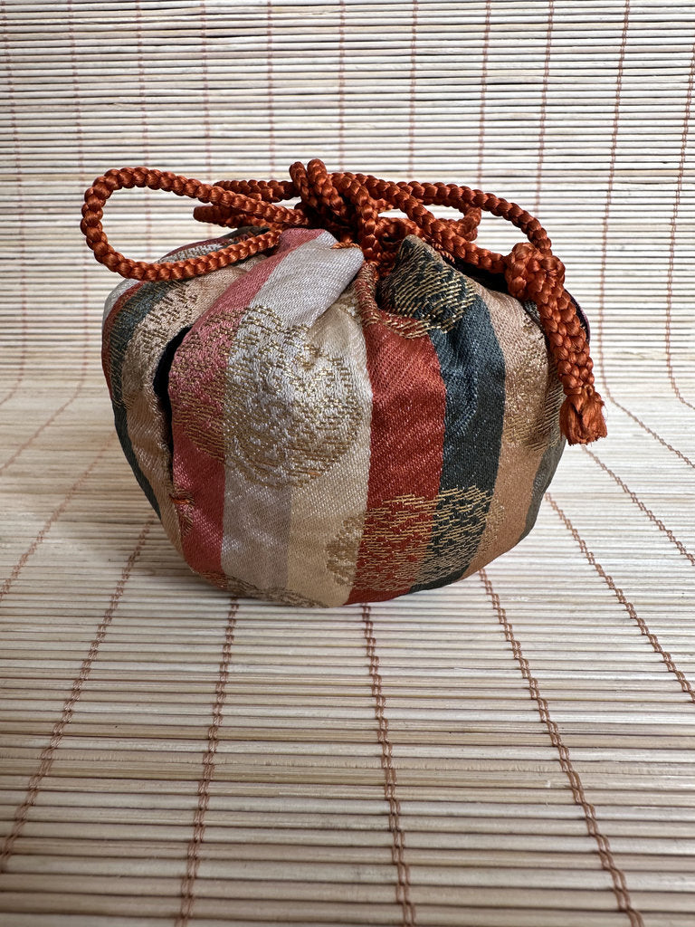 Japanese Natsume Tea Caddy | Tame-Nuri Urushi Lacquer | Wari-Buta Split Lid | Kinran Shifuku Pouch | Chanoyu Matcha Container