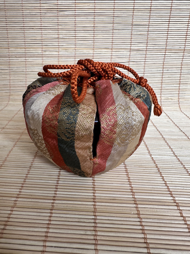 Japanese Natsume Tea Caddy | Tame-Nuri Urushi Lacquer | Wari-Buta Split Lid | Kinran Shifuku Pouch | Chanoyu Matcha Container
