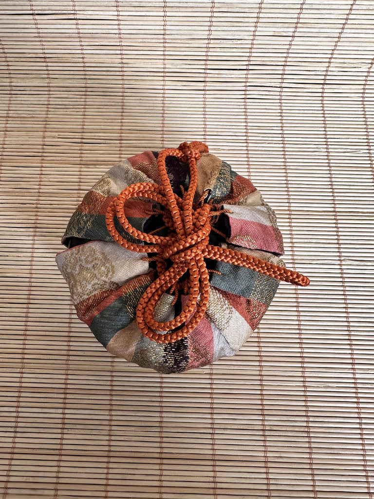Japanese Natsume Tea Caddy | Tame-Nuri Urushi Lacquer | Wari-Buta Split Lid | Kinran Shifuku Pouch | Chanoyu Matcha Container
