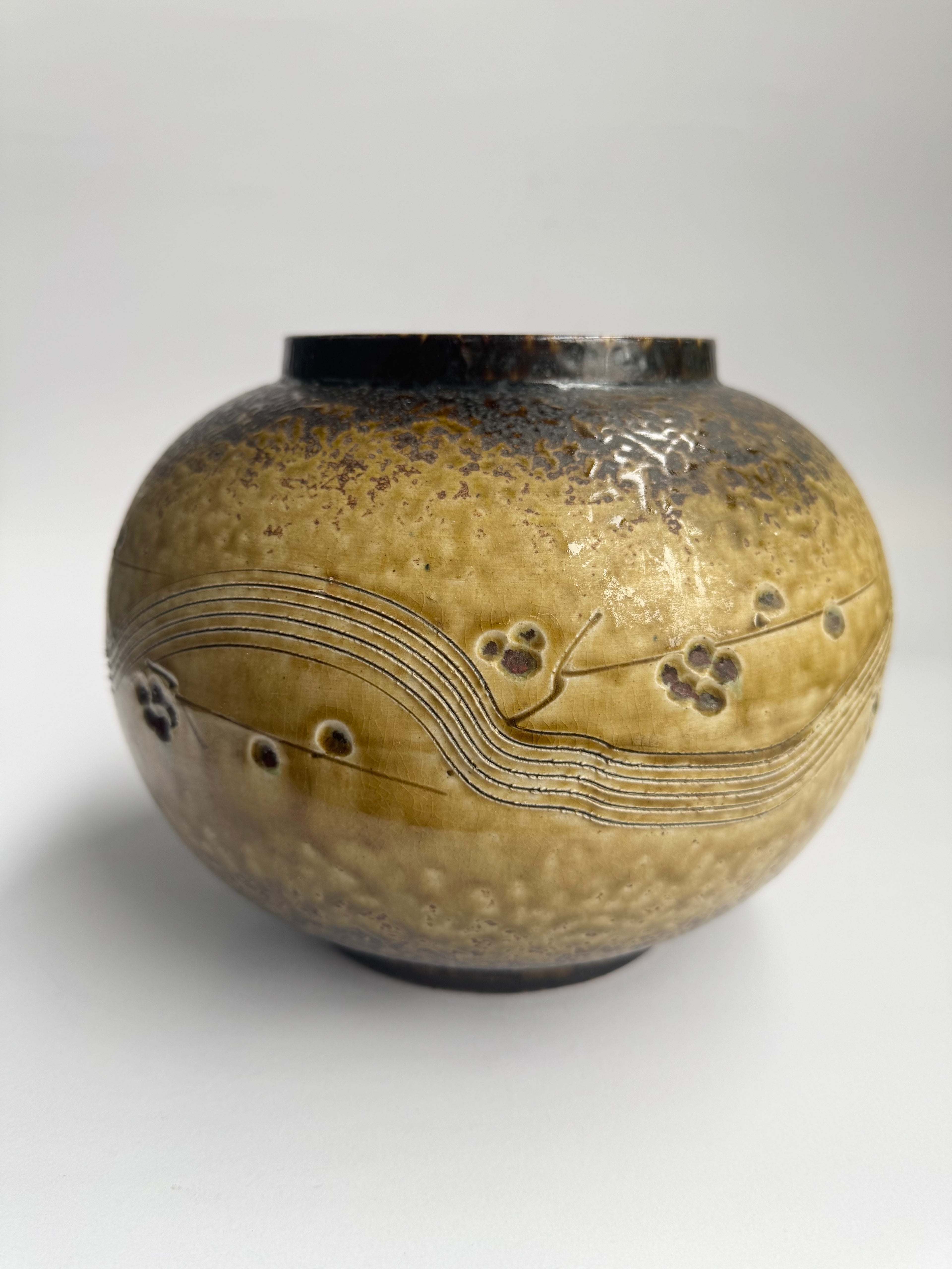 Japanese Rustic Stoneware Vase with Gray–Yellow Glaze & Brown Floral Carvings