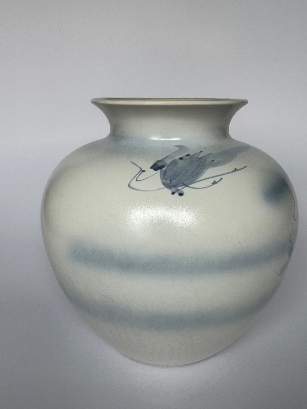 Minimalist White Ceramic Vase – Hand-Painted Gray Floral Design