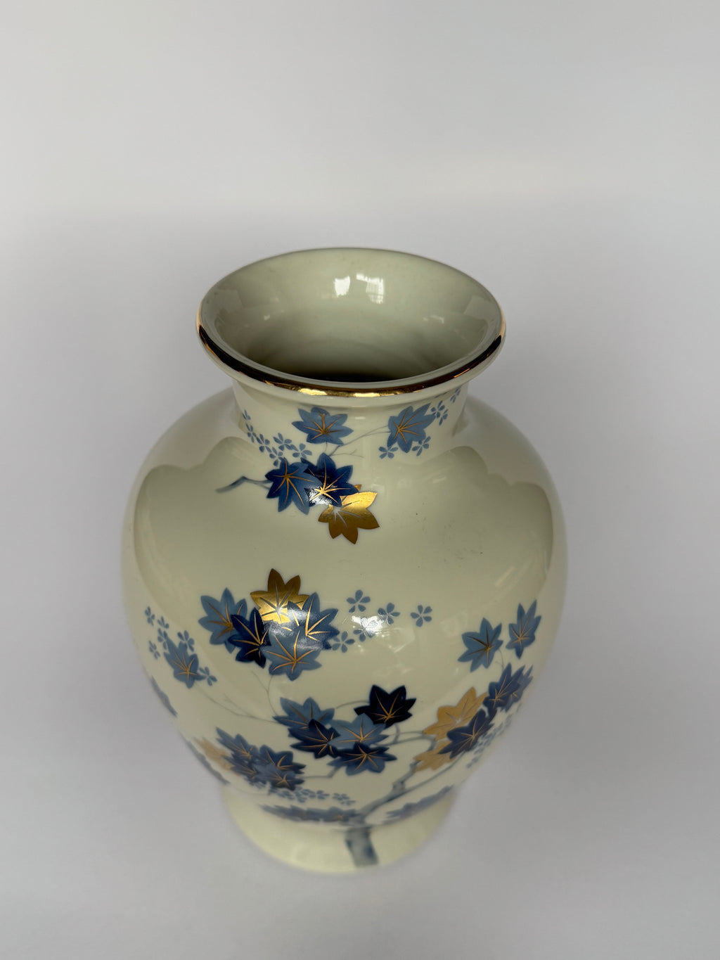 Japanese Maple Leaf Vase - Hand-Painted Ceramic Pottery with Minimalist Autumn Design