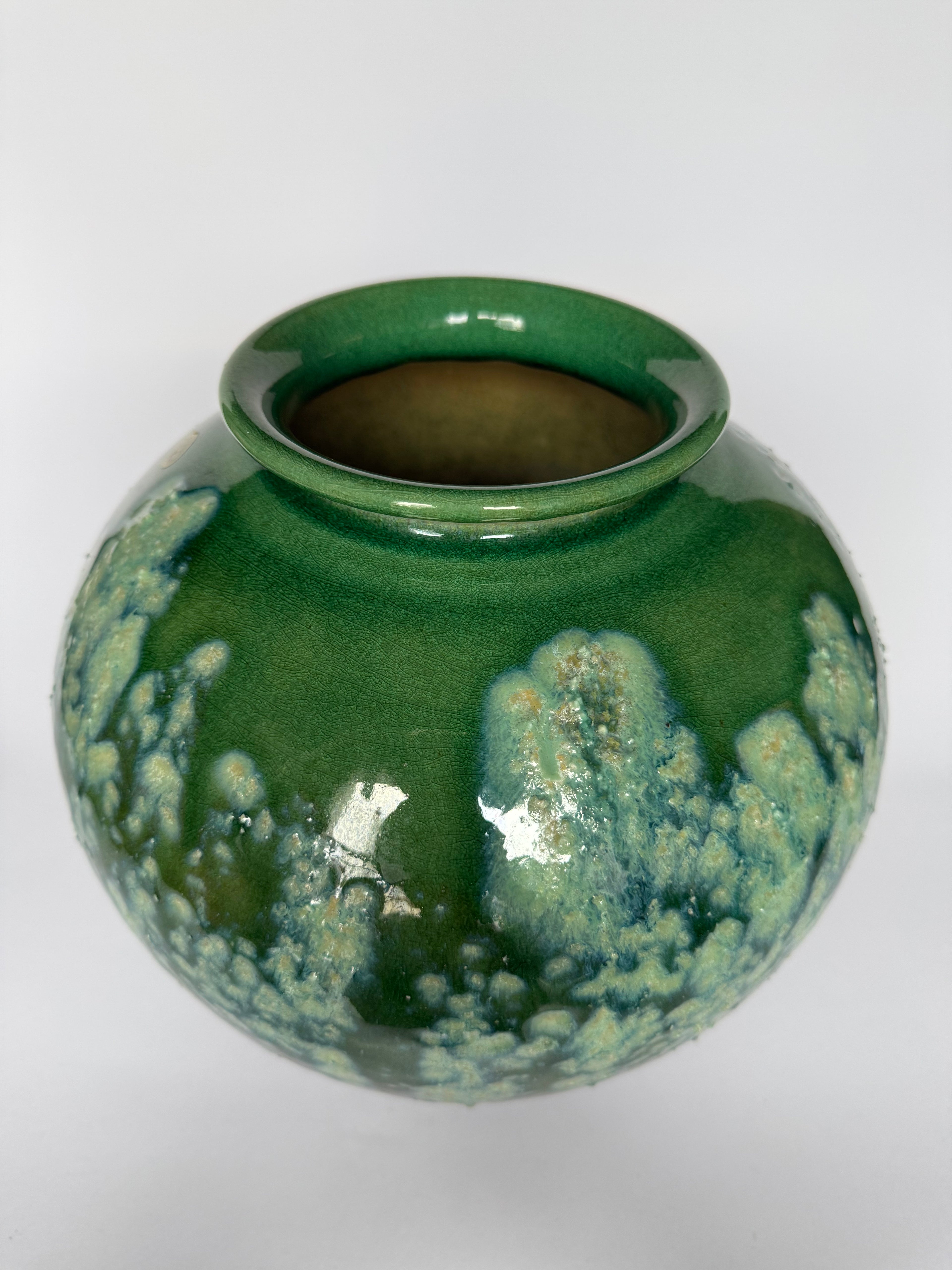 Japanese Wabi-Sabi Green Drip Glaze Vase – Handmade Rustic Pottery with Natural Flow Patterns