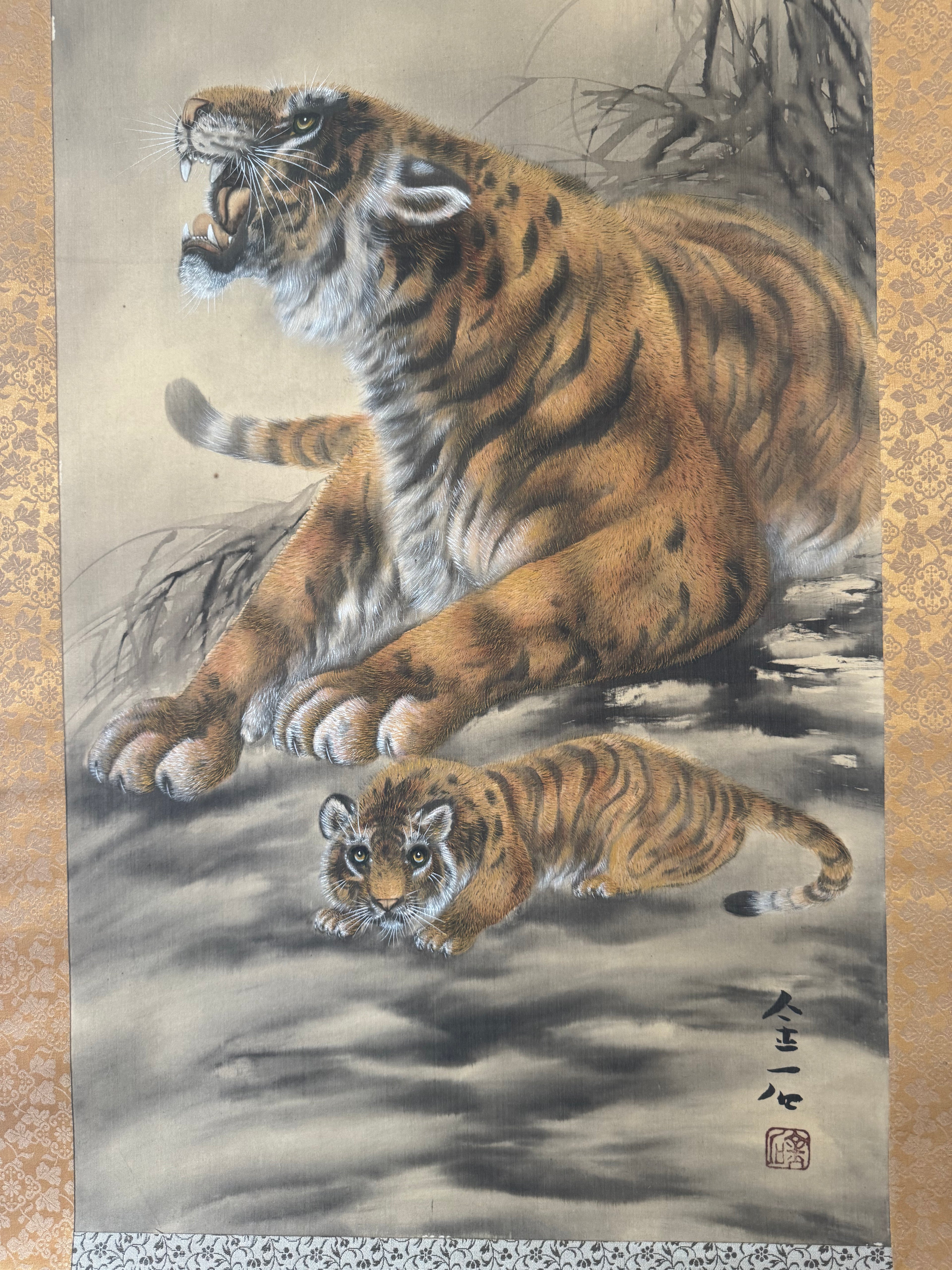 Japanese Tiger Kakemono Print – Symbolic Mother and Child Hanging Scroll Art