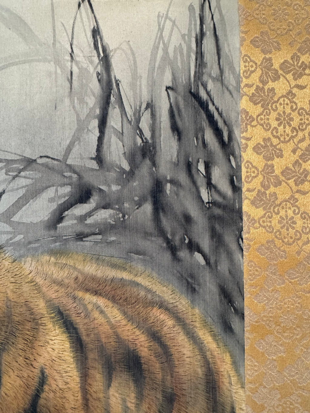 Japanese Tiger Kakemono Print – Symbolic Mother and Child Hanging Scroll Art