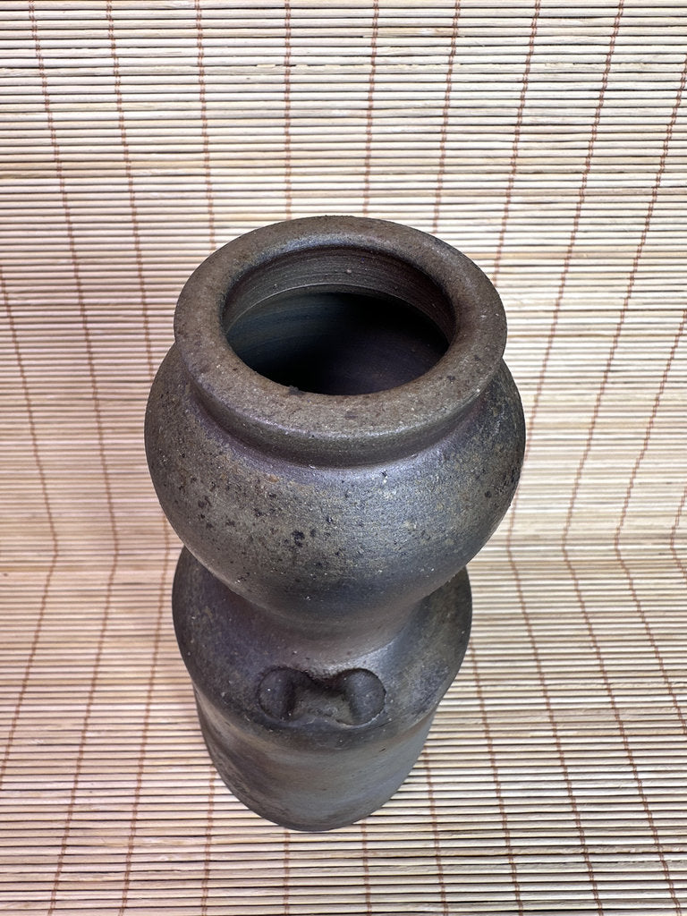 Vintage Bizen Ware Hanaire Vase, Sangiri Fired Stoneware, Signed Kaneshige Ritouen Kiln