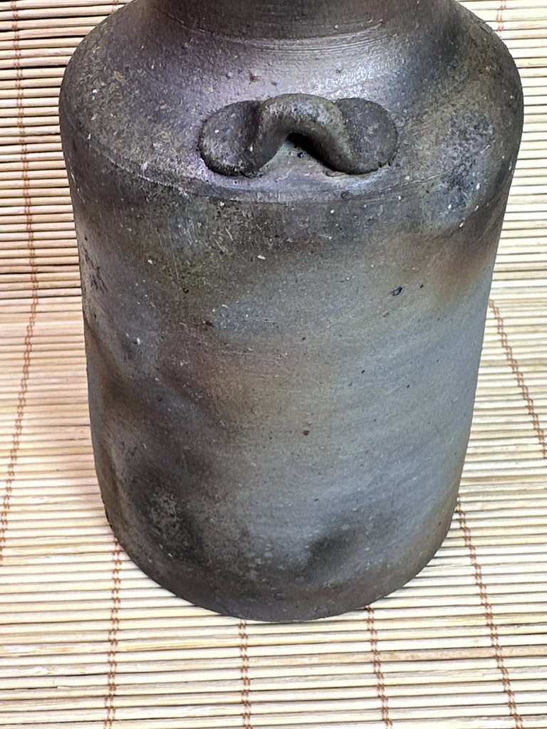 Vintage Bizen Ware Hanaire Vase, Sangiri Fired Stoneware, Signed Kaneshige Ritouen Kiln