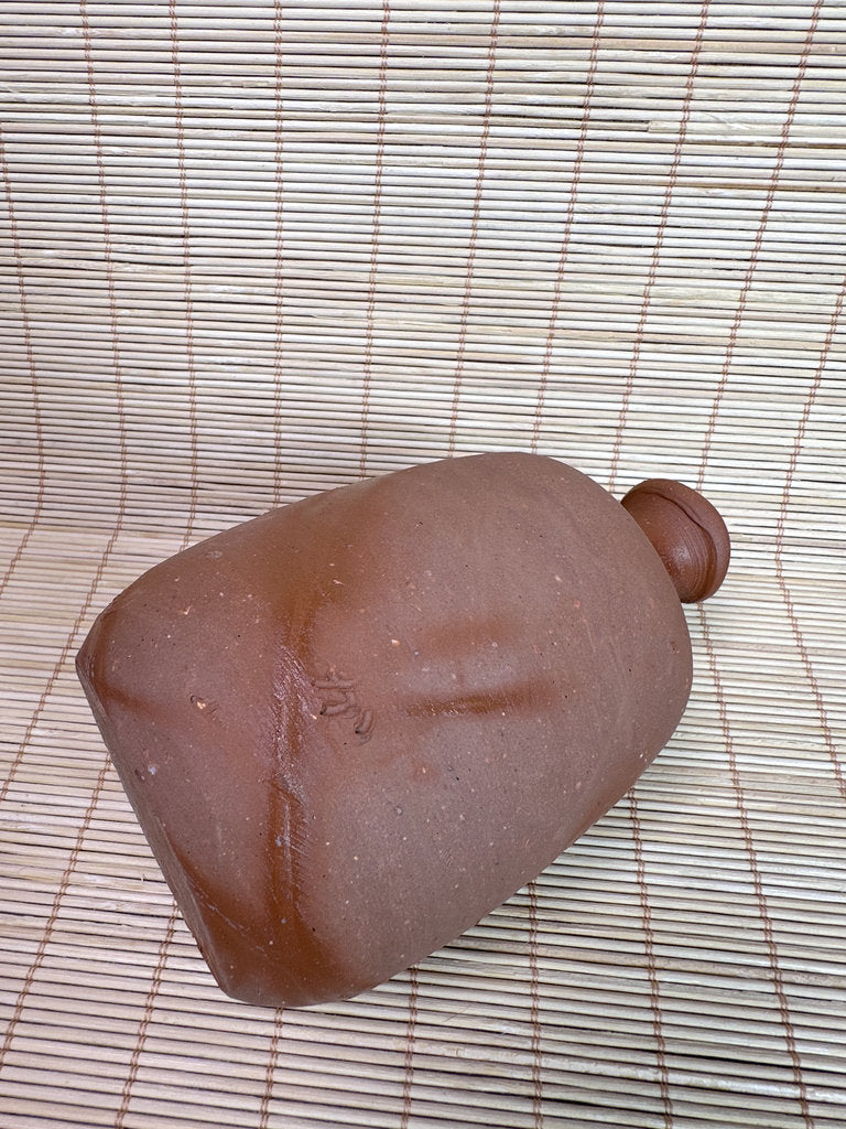 Vintage Japanese Bizen Sake Bottle Vase, Hidasuki Fire Mark, Unglazed Stoneware