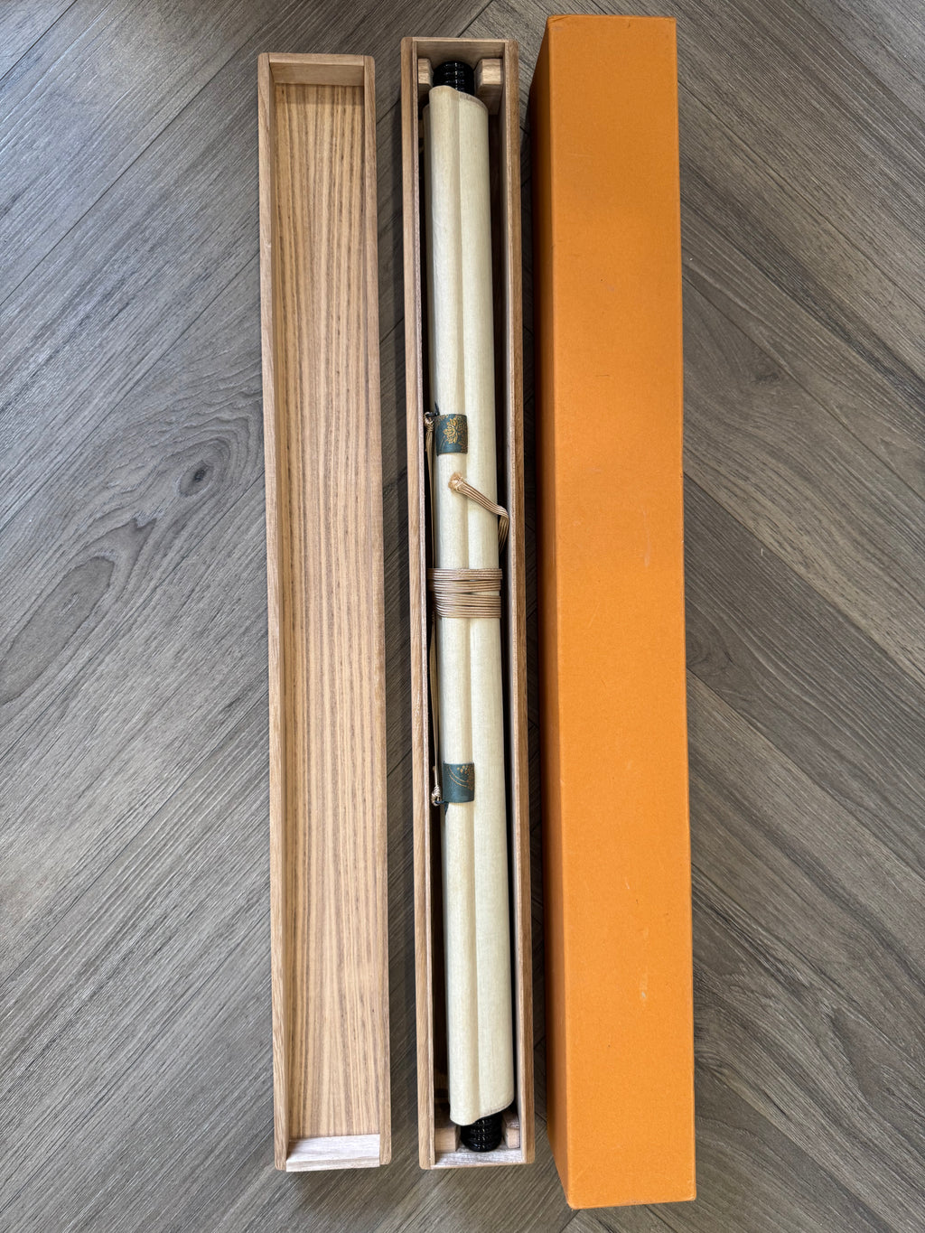 Japanese Zen Calligraphy Kakemono - Hand-Brushed Shodō Scroll - Minimalist Zen Wall Art
