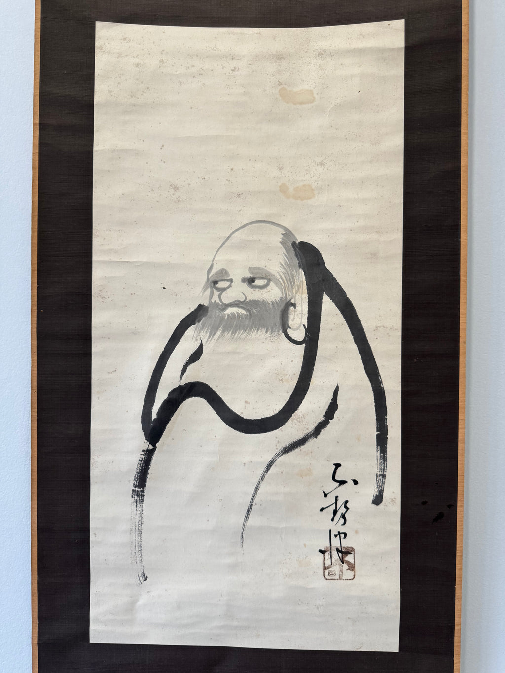 Japanese Zen Daruma Kakemono – Minimalist Bodhidharma Ink Painting – Edo Style Scroll