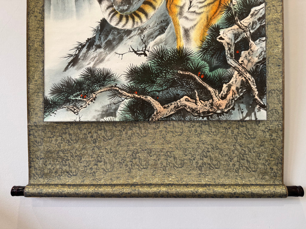 Japanese Tiger Kakemono Scroll - “Mighty Tiger Shaking the Heavens”