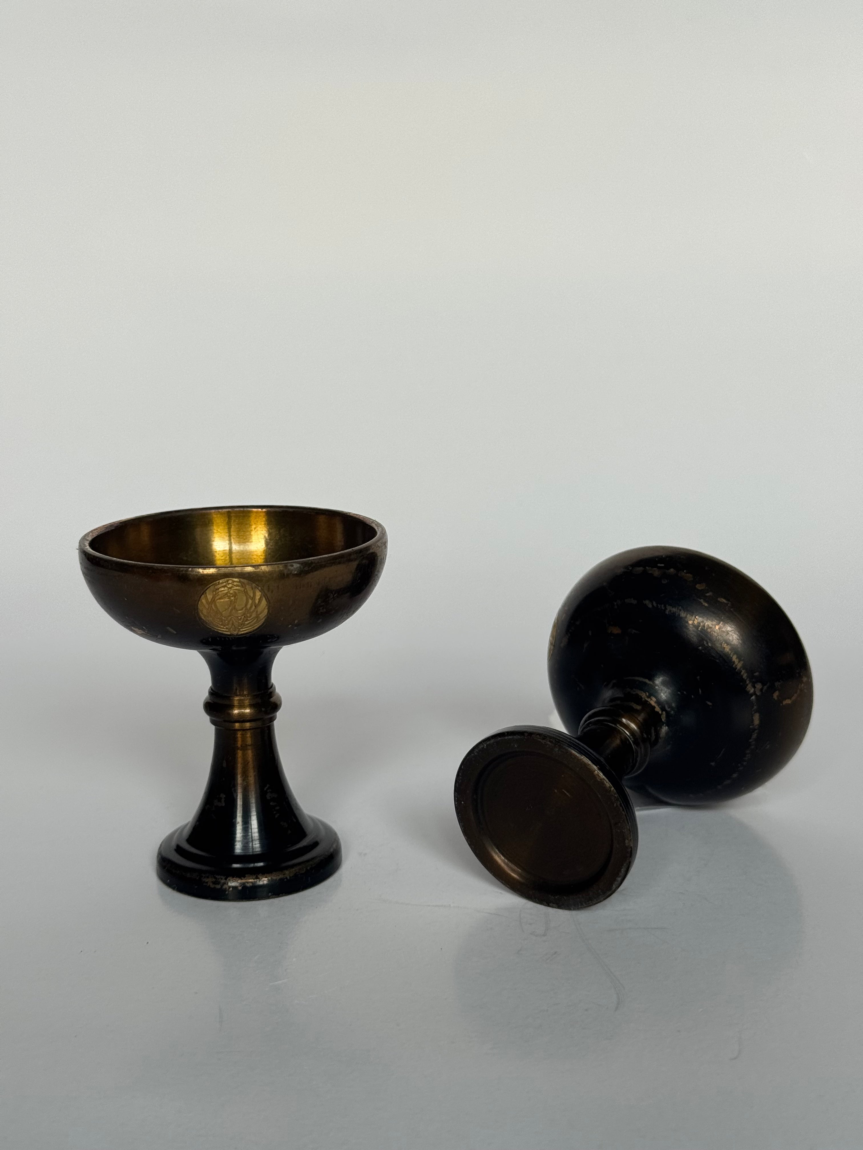 Japanese Bronze Buddhist Offering Bowls – Vintage Dark-Patina Ritual Pair for Altar