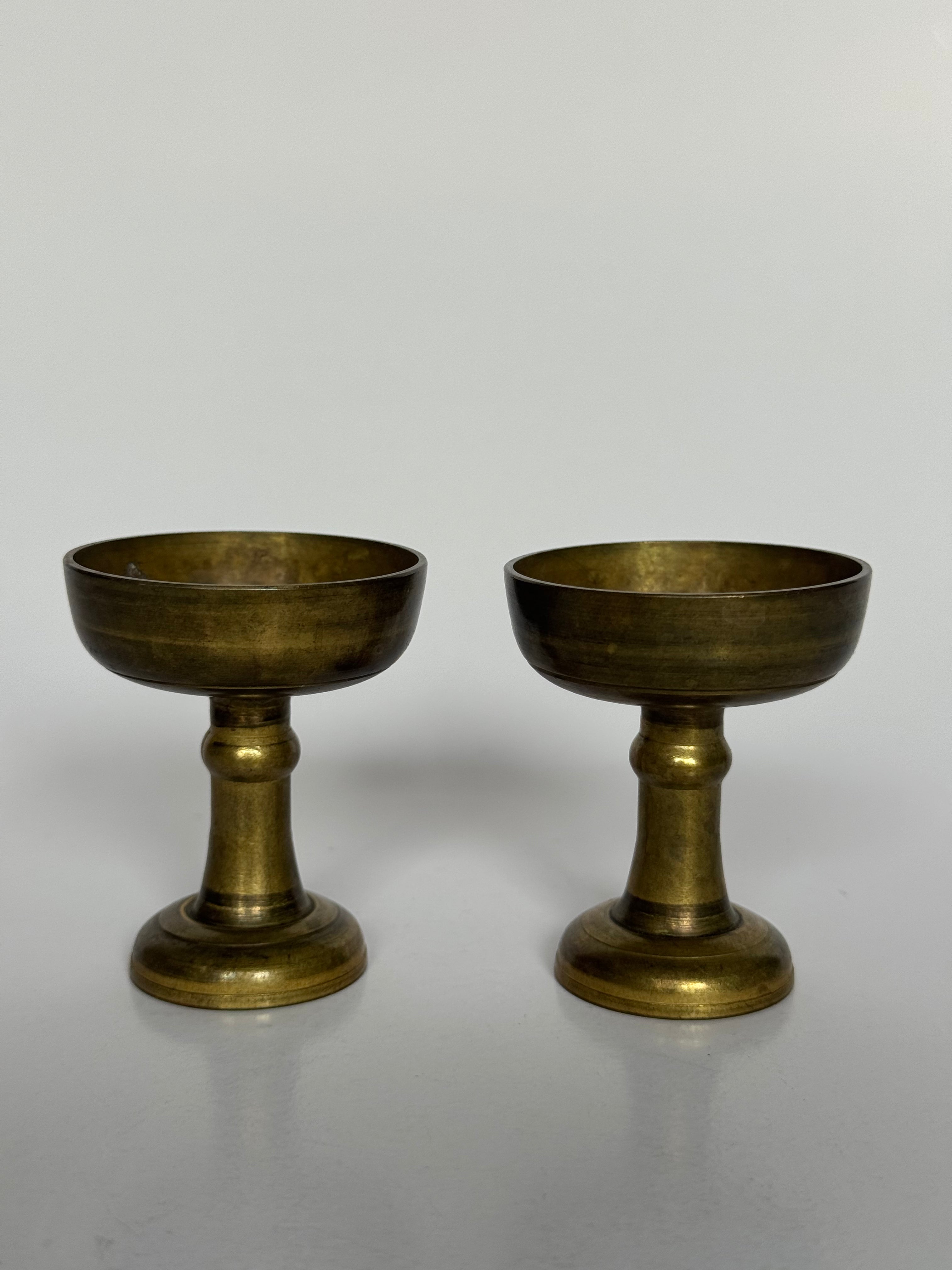 Japanese Bronze Buddhist Offering Bowls – Vintage Ritual Pair for Altar & Zen Practice