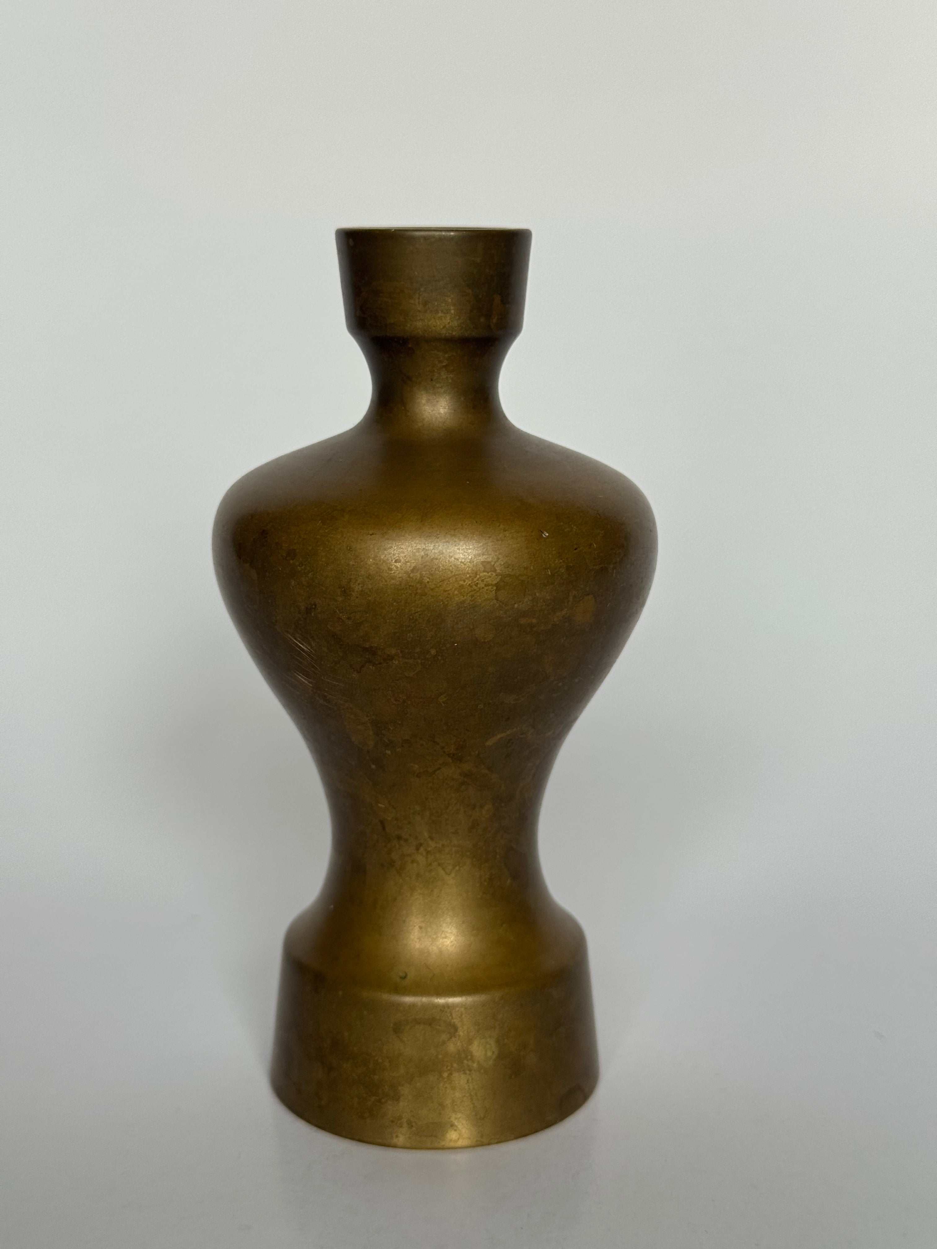 Japanese Bronze Buddhist Flower Vase – Minimalist Hana-ire for Altar & Zen Spaces