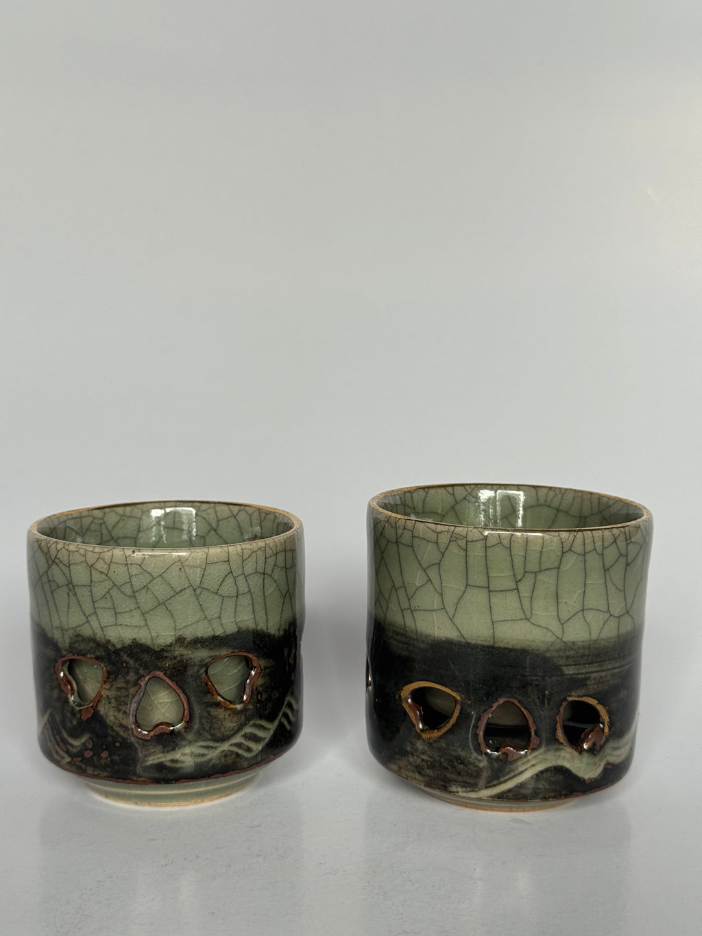 Japanese Soma-Yaki Tea Cup Pair – Handcrafted Crackle Glaze Yunomi – Couple Set