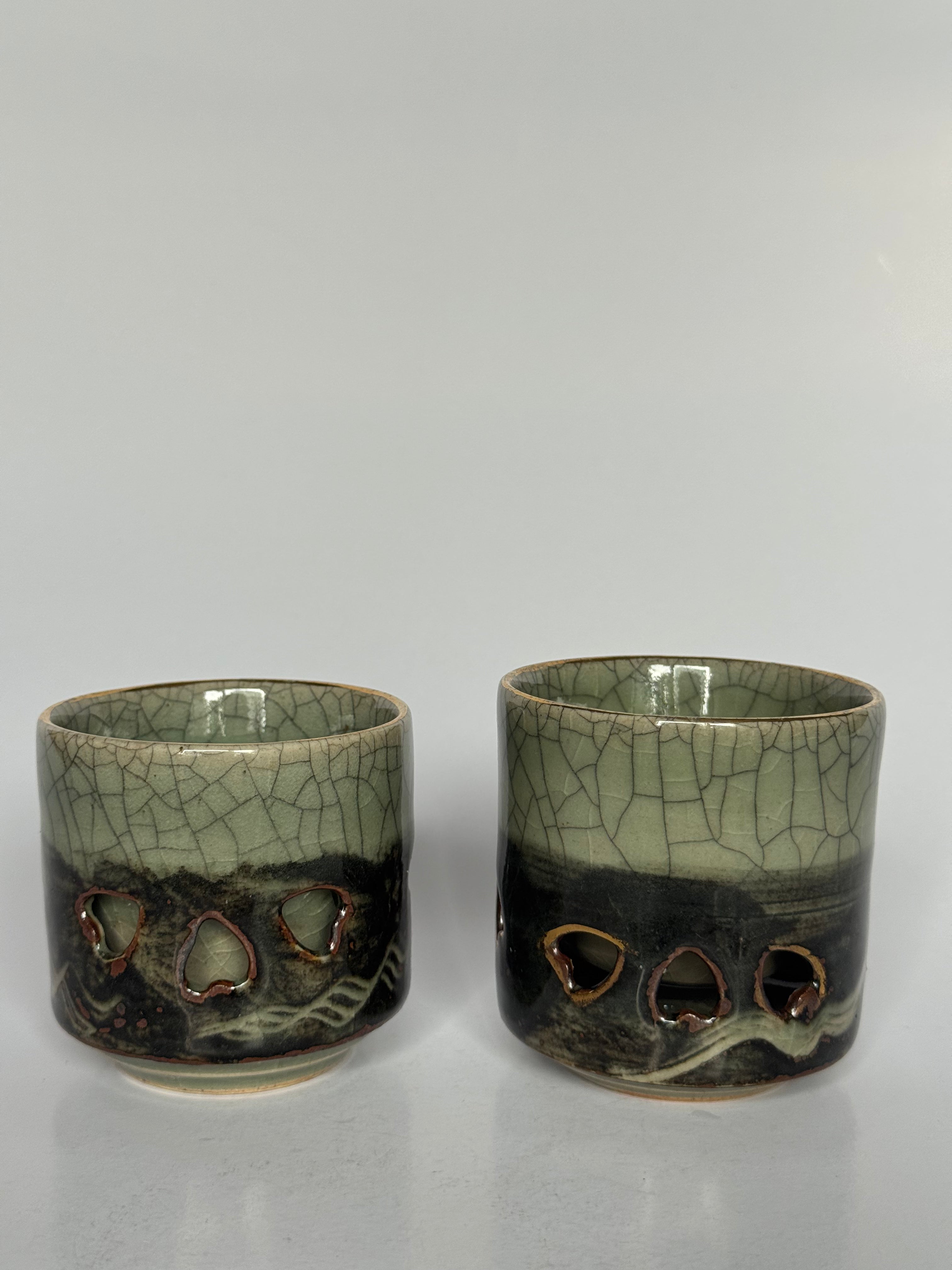 Japanese Soma-Yaki Tea Cup Pair – Handcrafted Crackle Glaze Yunomi – Couple Set