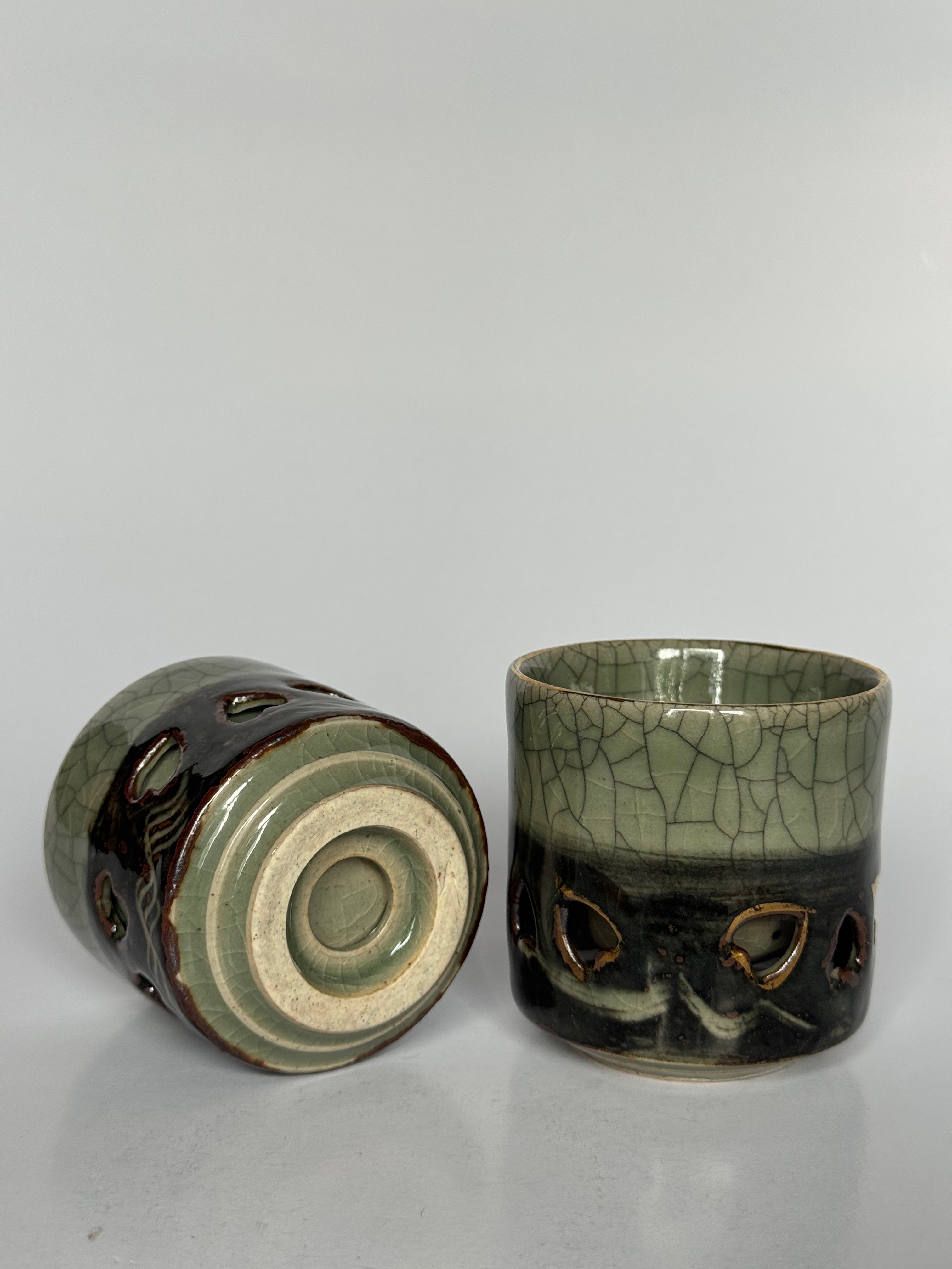 Japanese Soma-Yaki Tea Cup Pair – Handcrafted Crackle Glaze Yunomi – Couple Set