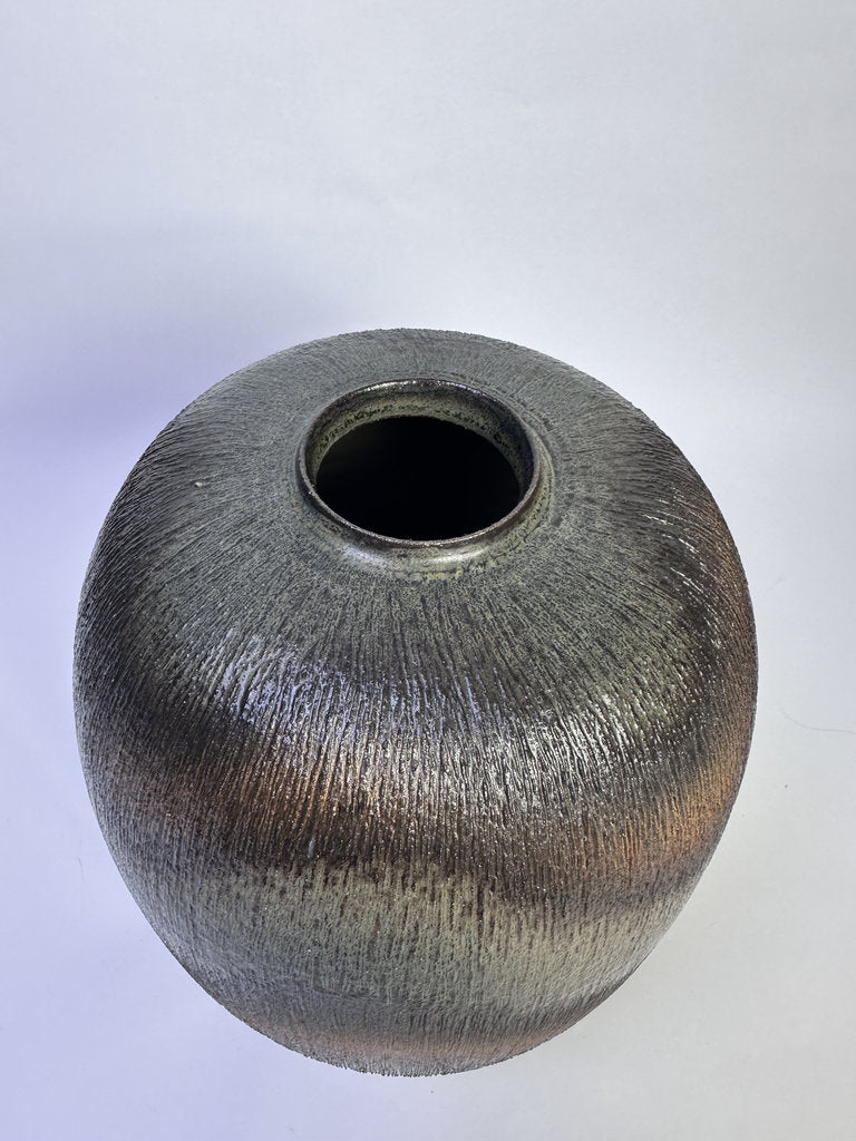 Vintage Japanese Shigaraki Vase, Signed, Carved Texture Fire Gradient