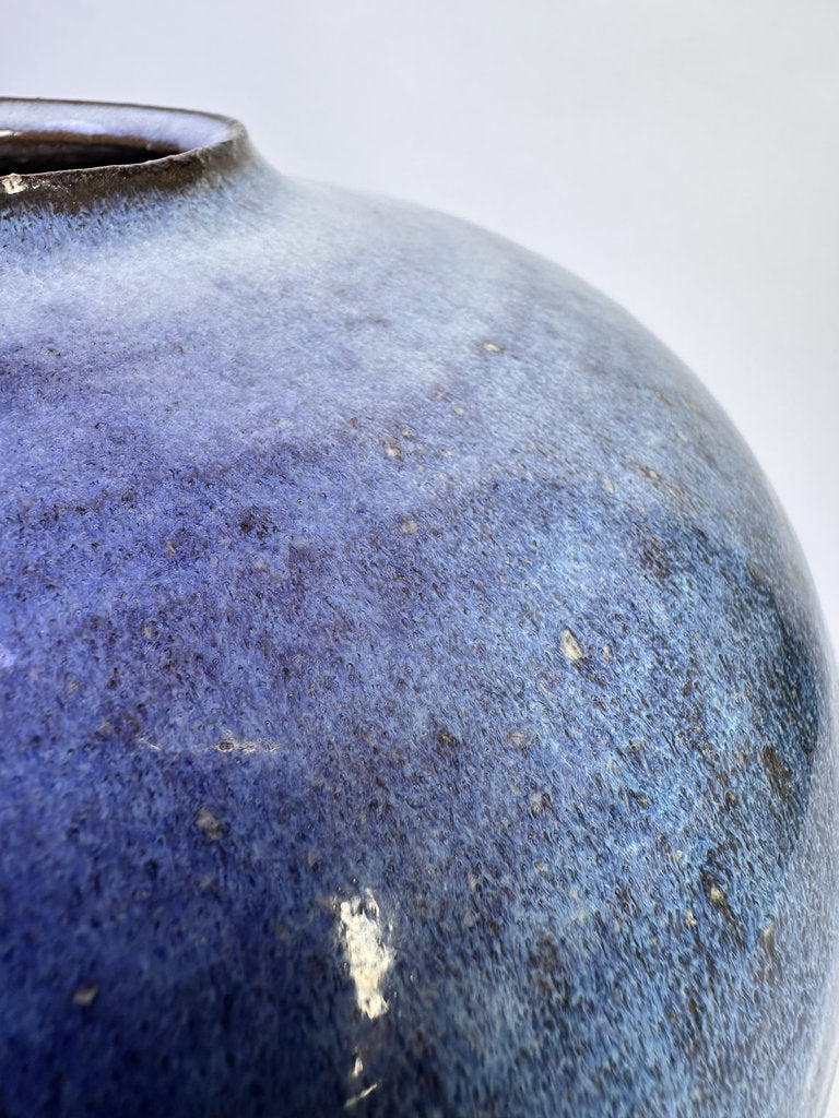 Vintage Japanese Namako Glaze Vase, Round Ceramic Kabin, Blue Violet Mottled Studio Pottery, 1998 Dated with Signed Tomobako Box