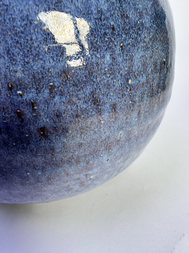 Vintage Japanese Namako Glaze Vase, Round Ceramic Kabin, Blue Violet Mottled Studio Pottery, 1998 Dated with Signed Tomobako Box