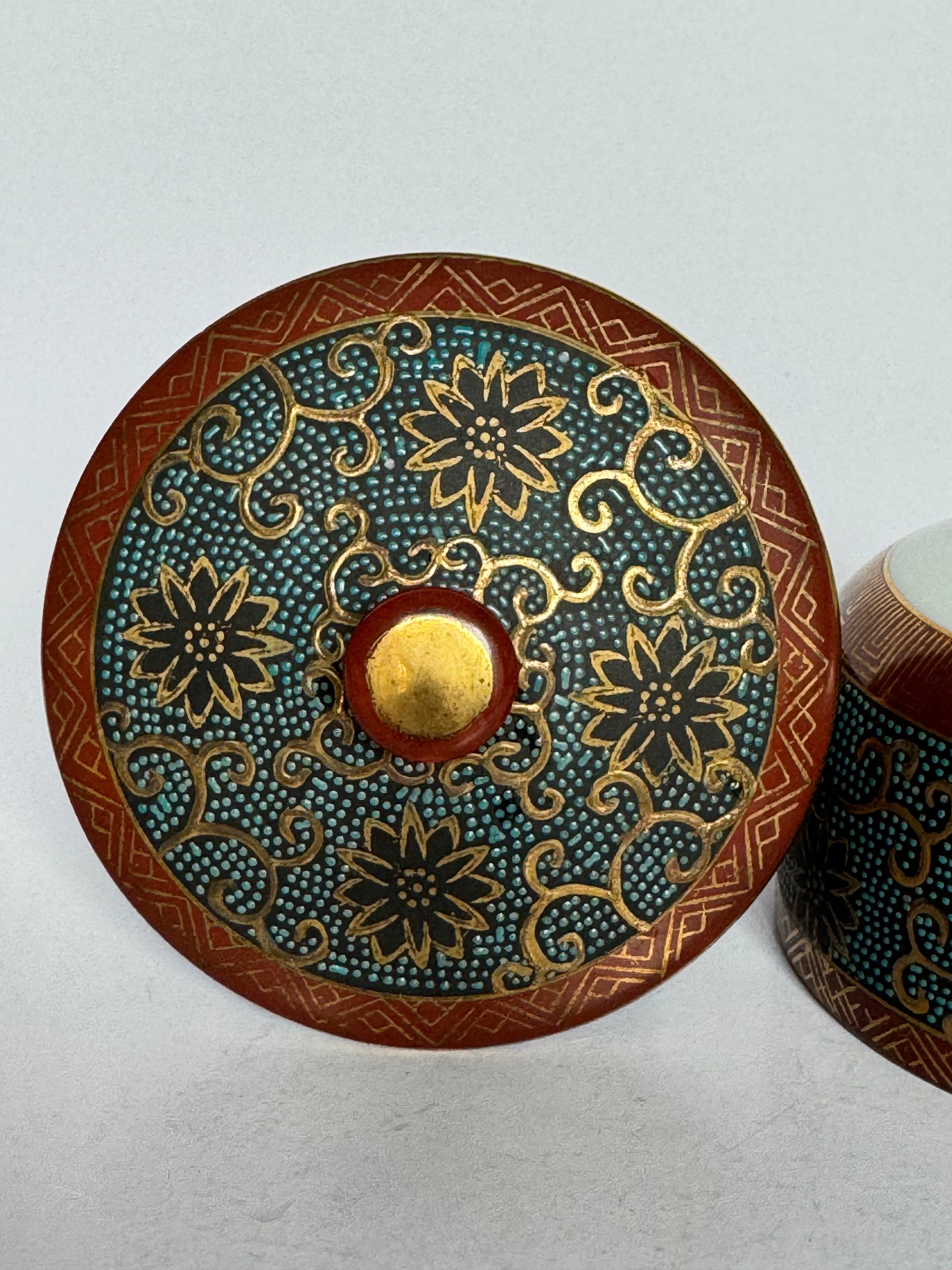 Vintage Japanese Kutani Ware Tea Set – Kyusu Teapot & Lidded Cups – Brocade Pattern with Kintsugi