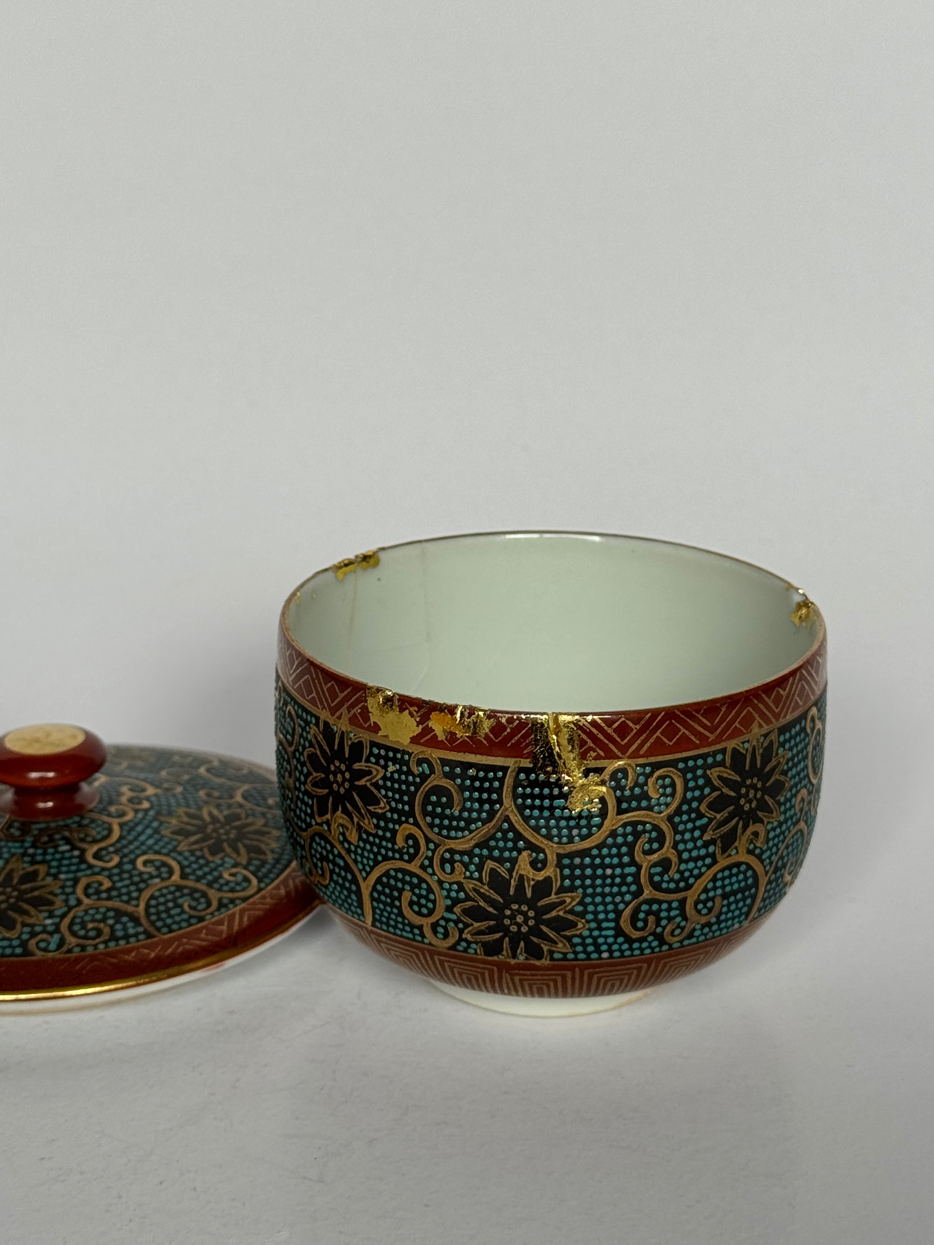 Vintage Japanese Kutani Ware Tea Set – Kyusu Teapot & Lidded Cups – Brocade Pattern with Kintsugi