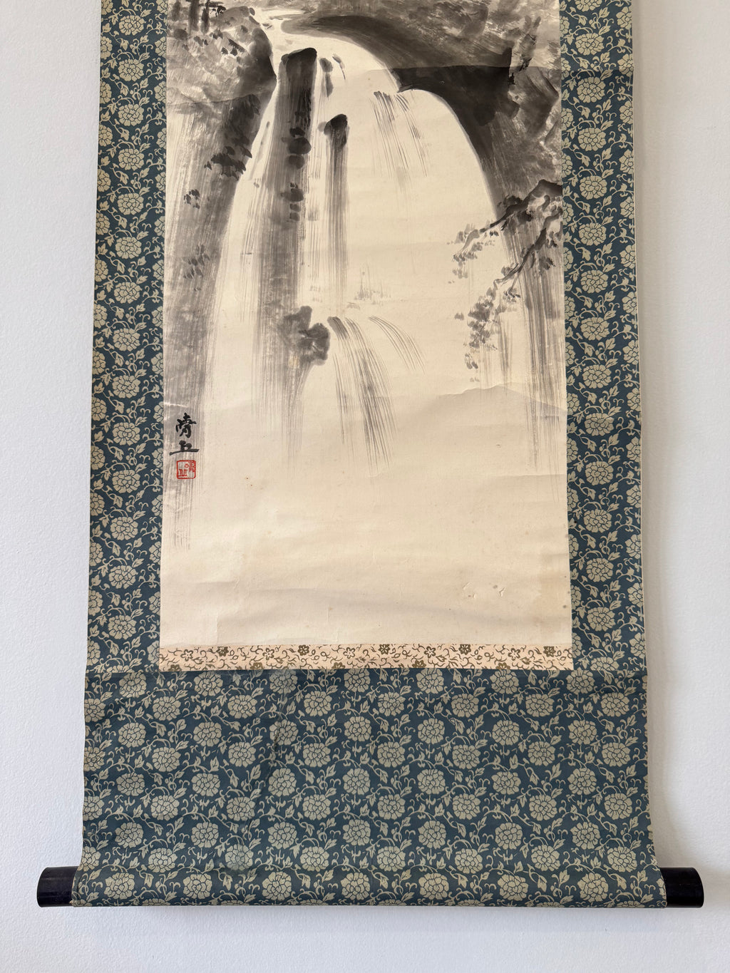 Vintage Japanese Waterfall Landscape Scroll – Ink Wash Painting on Washi Paper