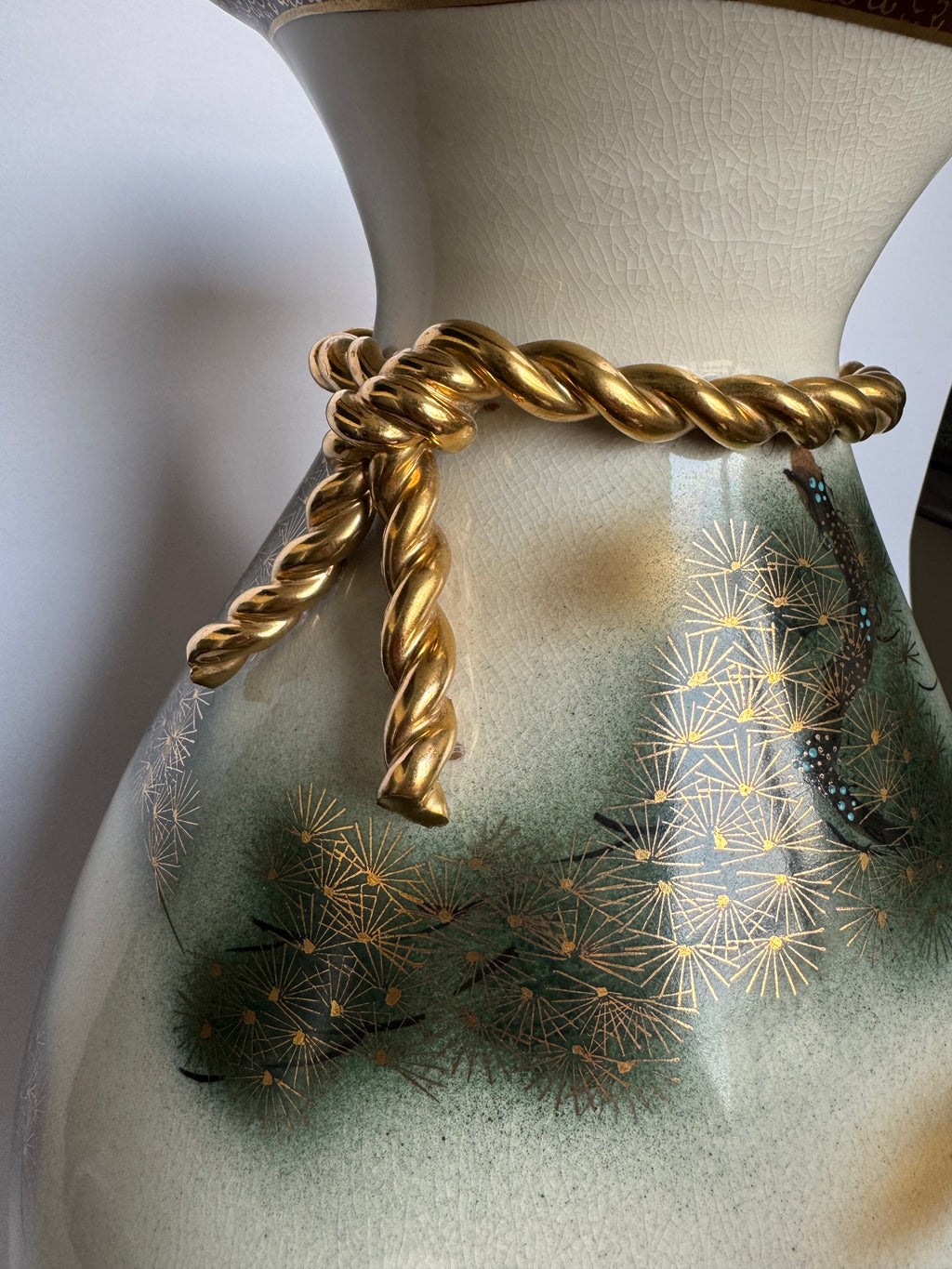 Vintage Meiji Satsuma Vase – Eagle & Pagoda Landscape, Rope-Neck Bag Form, Hand-Painted Gold