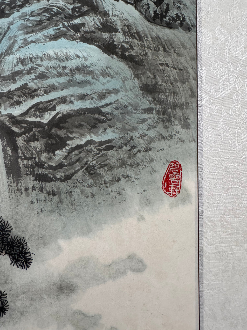 Japanese Mountain Landscape Hanging Scroll – Spring Nihonga Literati Painting by Kiyoo Sekimoto, Modern Kakemono on White Silk Brocade